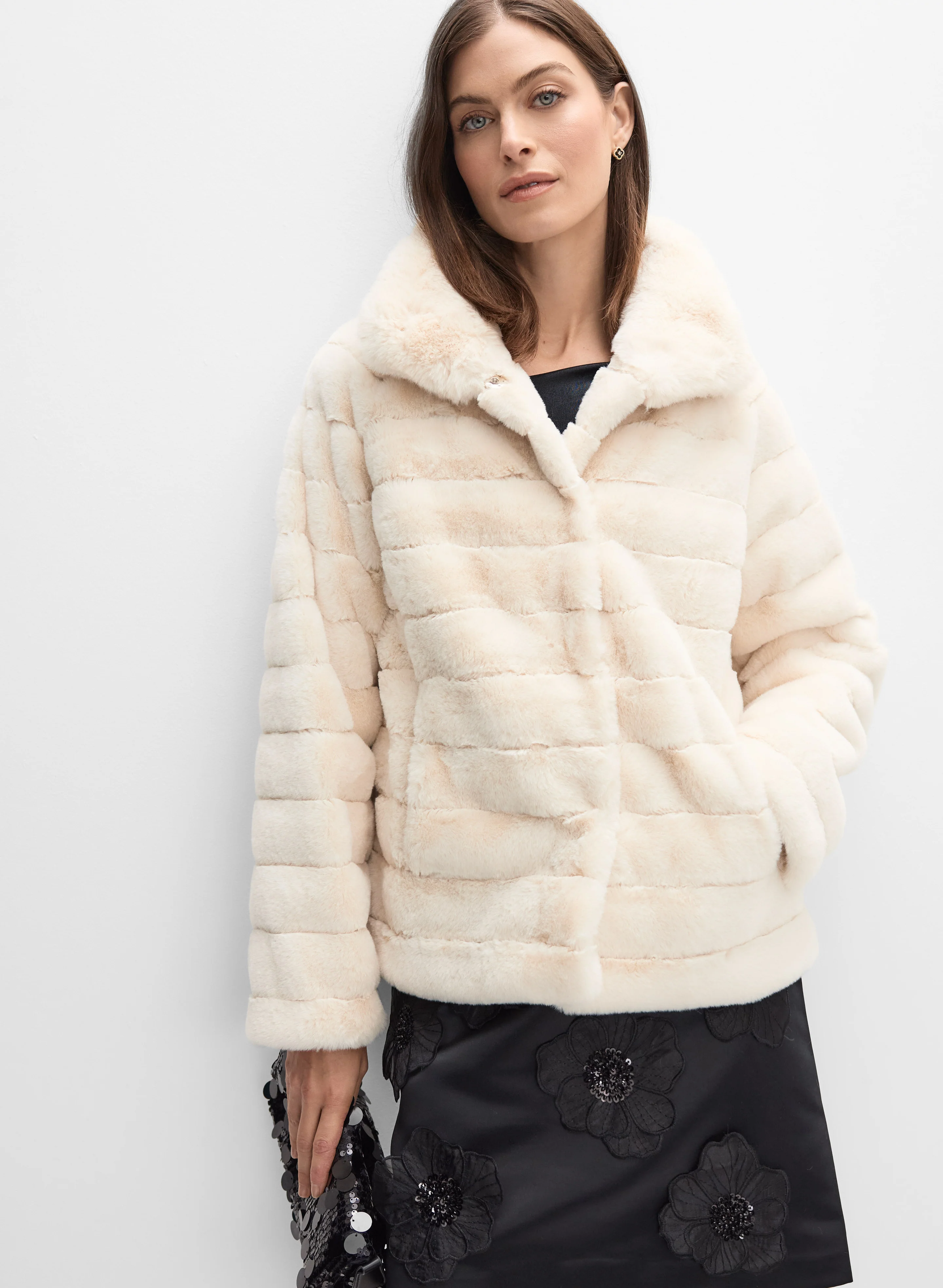 Ribbed Faux Fur Coat - Image 5
