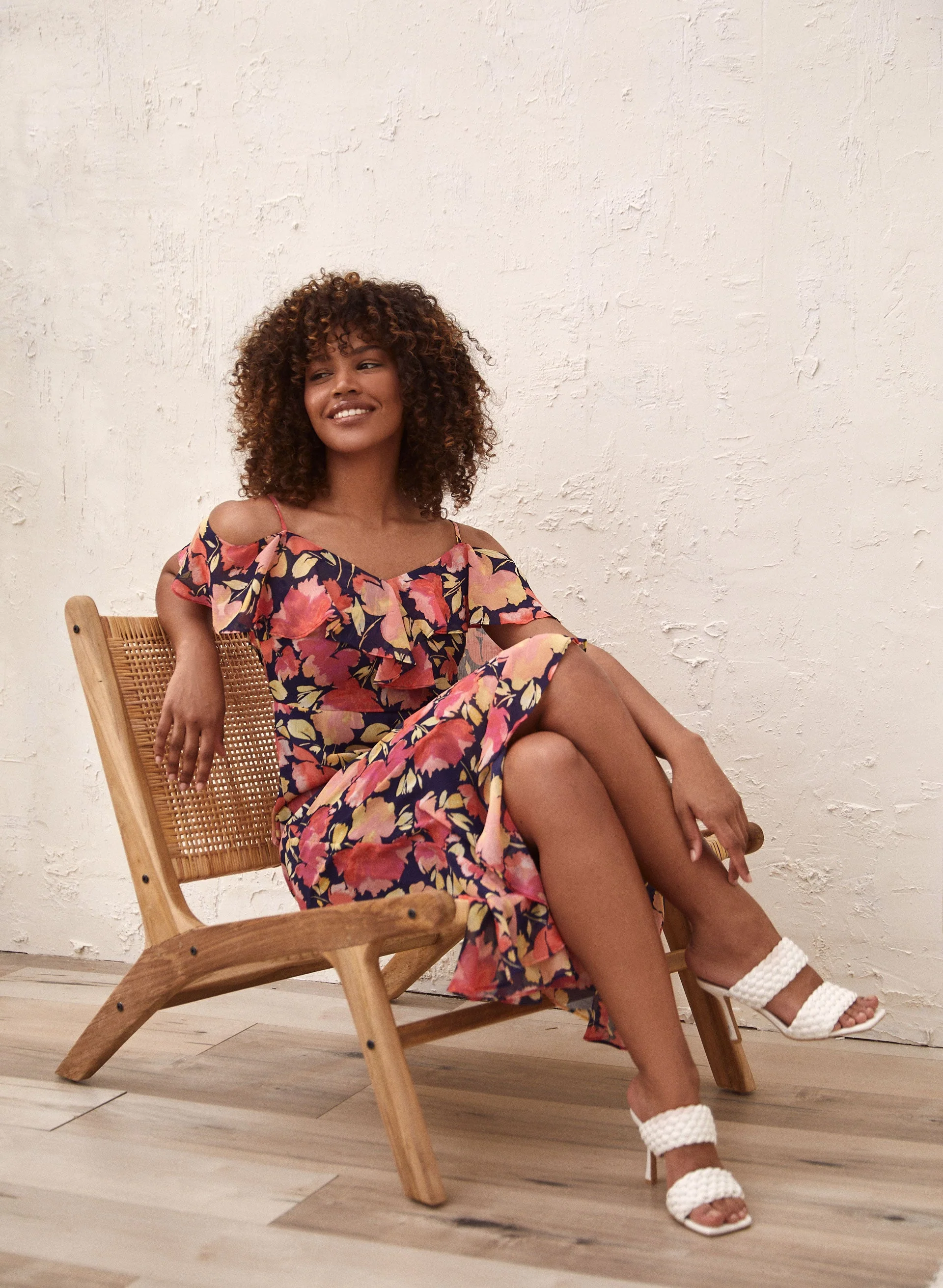 Ruffle Detail Floral Print Dress - Image 5