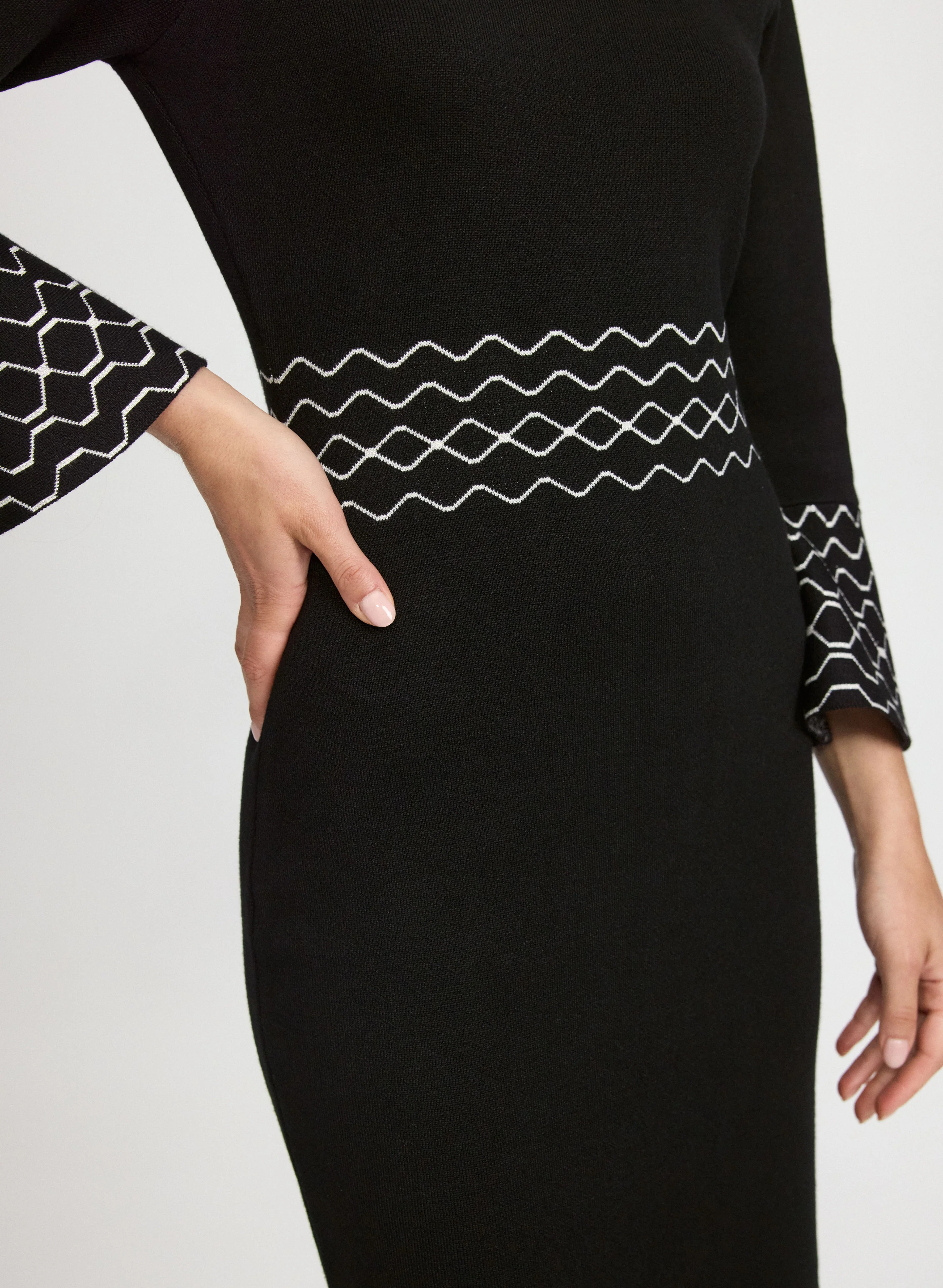 Scalloped Detail Dress - Image 6