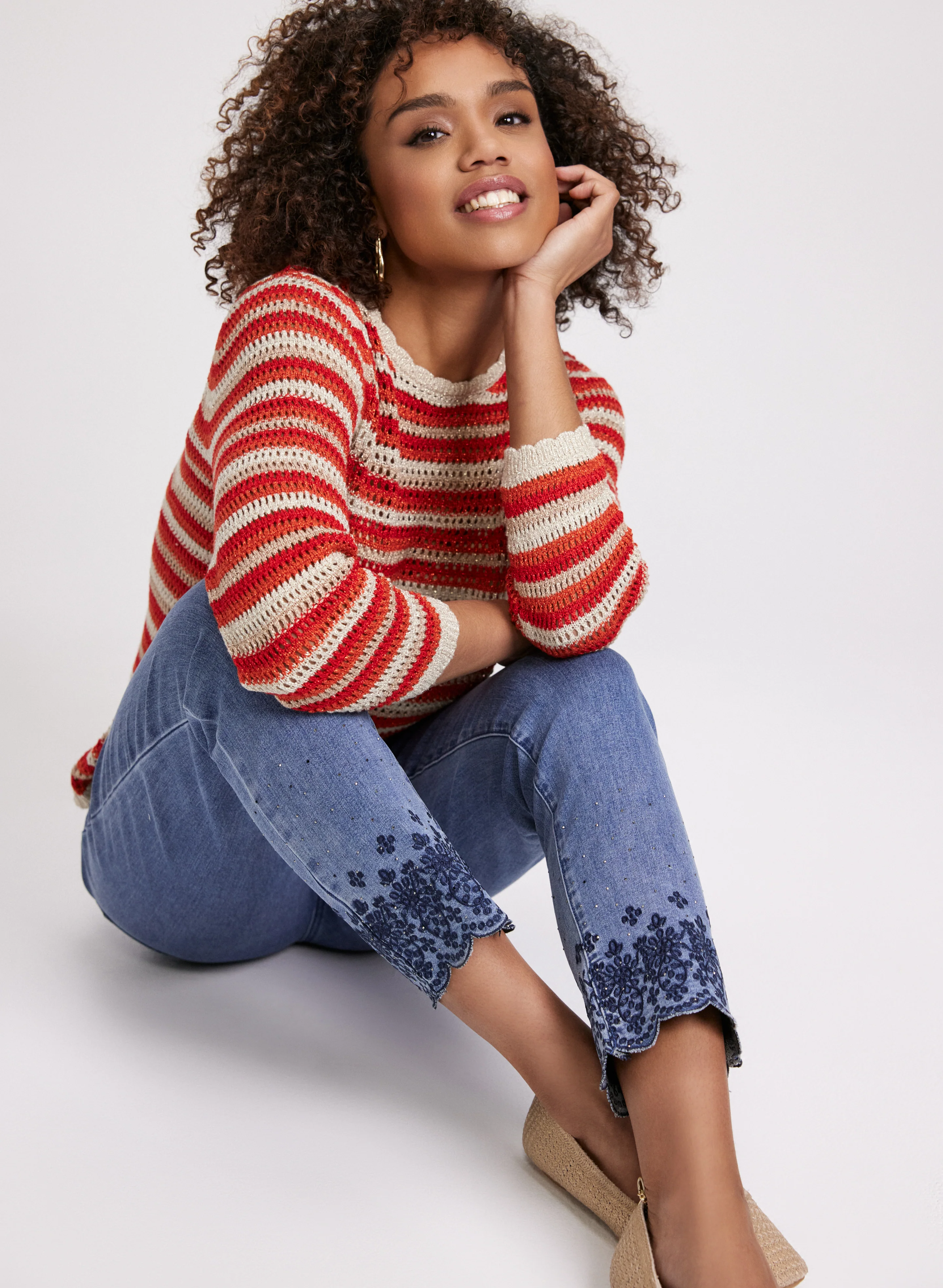 Scalloped Hem Straight-Leg Jeans - Image 5