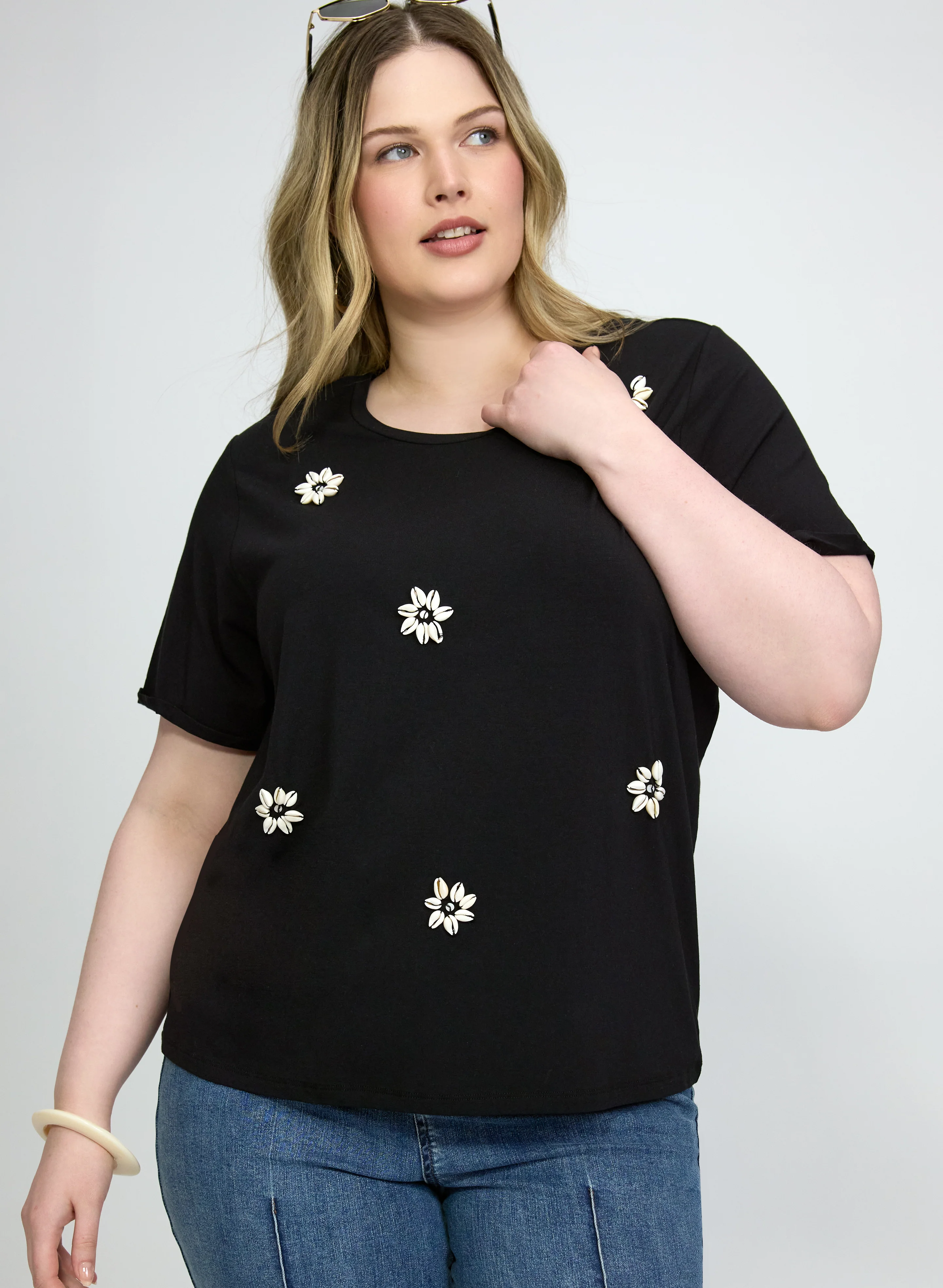 Shell Embellished T-Shirt - Image 4