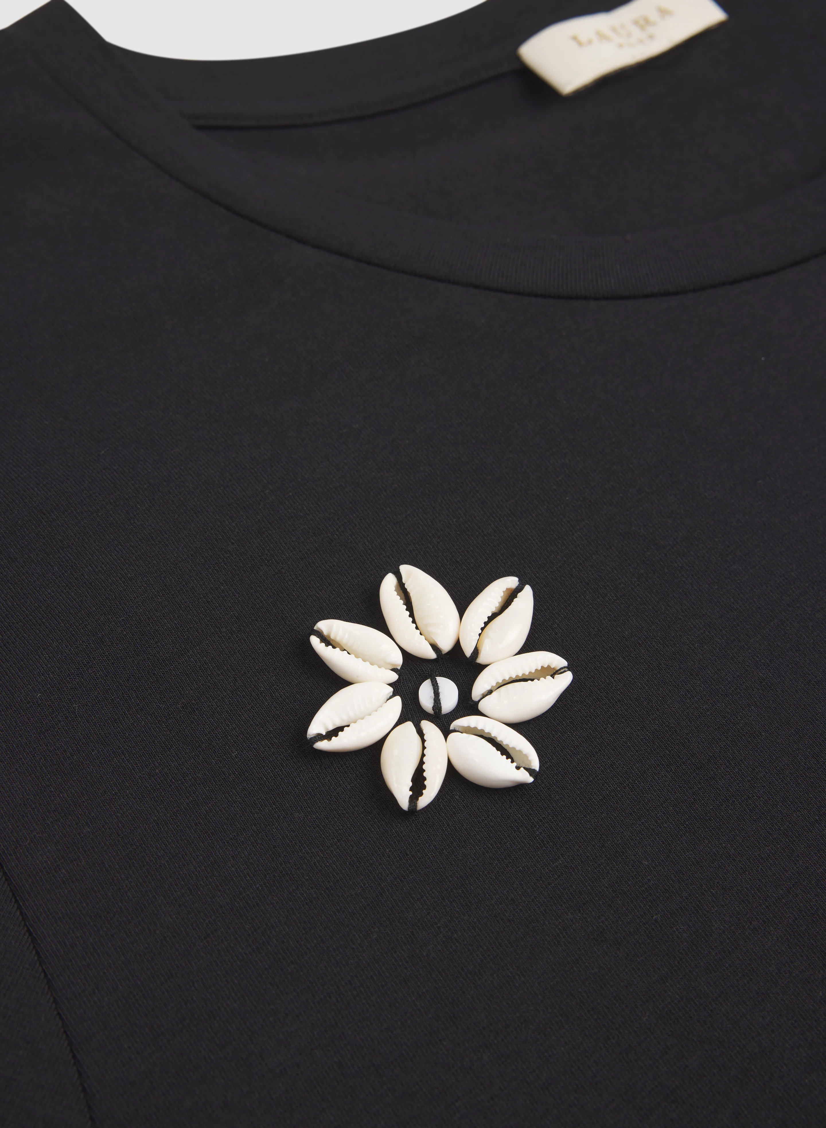 Shell Embellished T-Shirt - Image 7