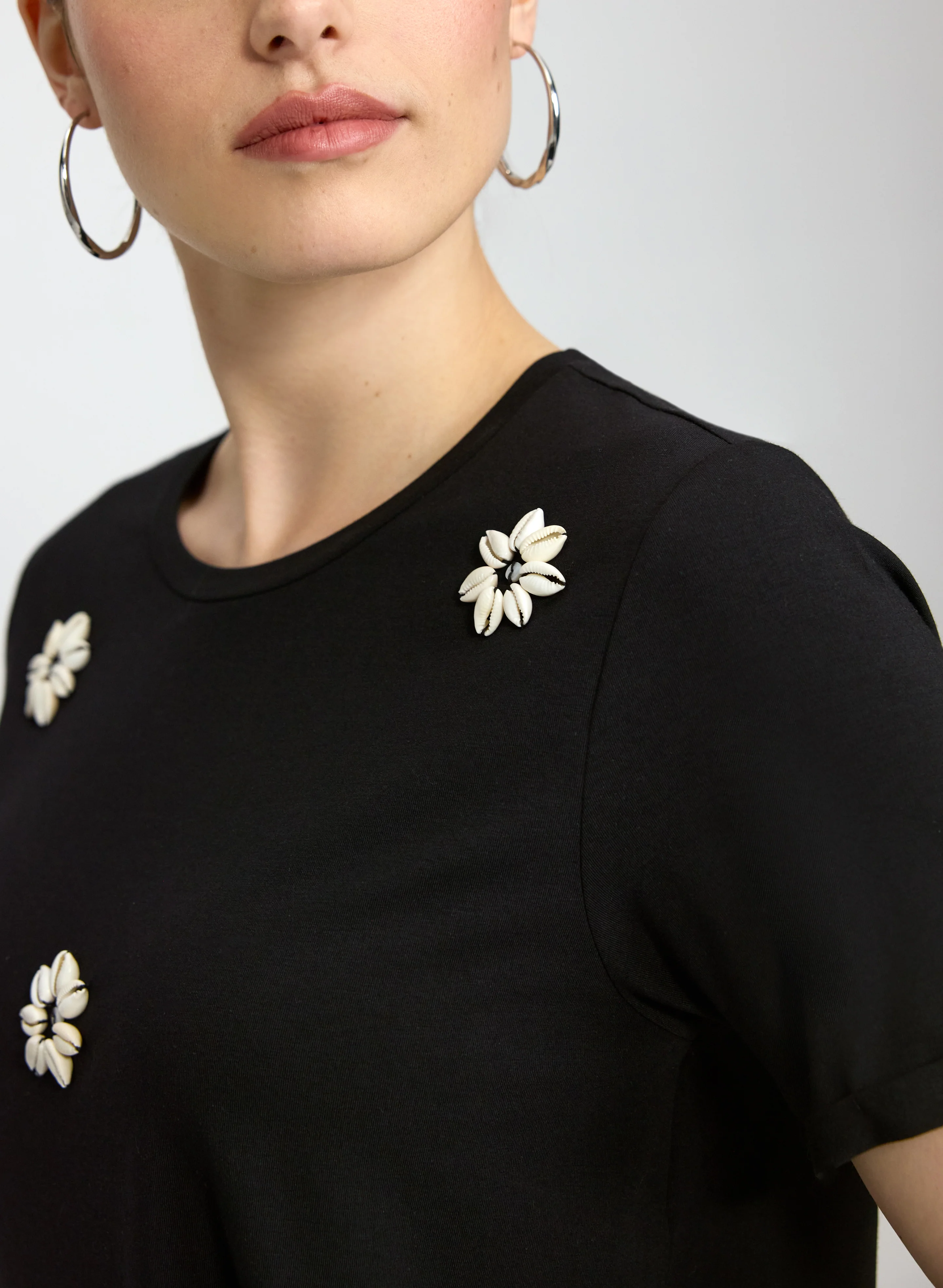 Shell Embellished T-Shirt - Image 2