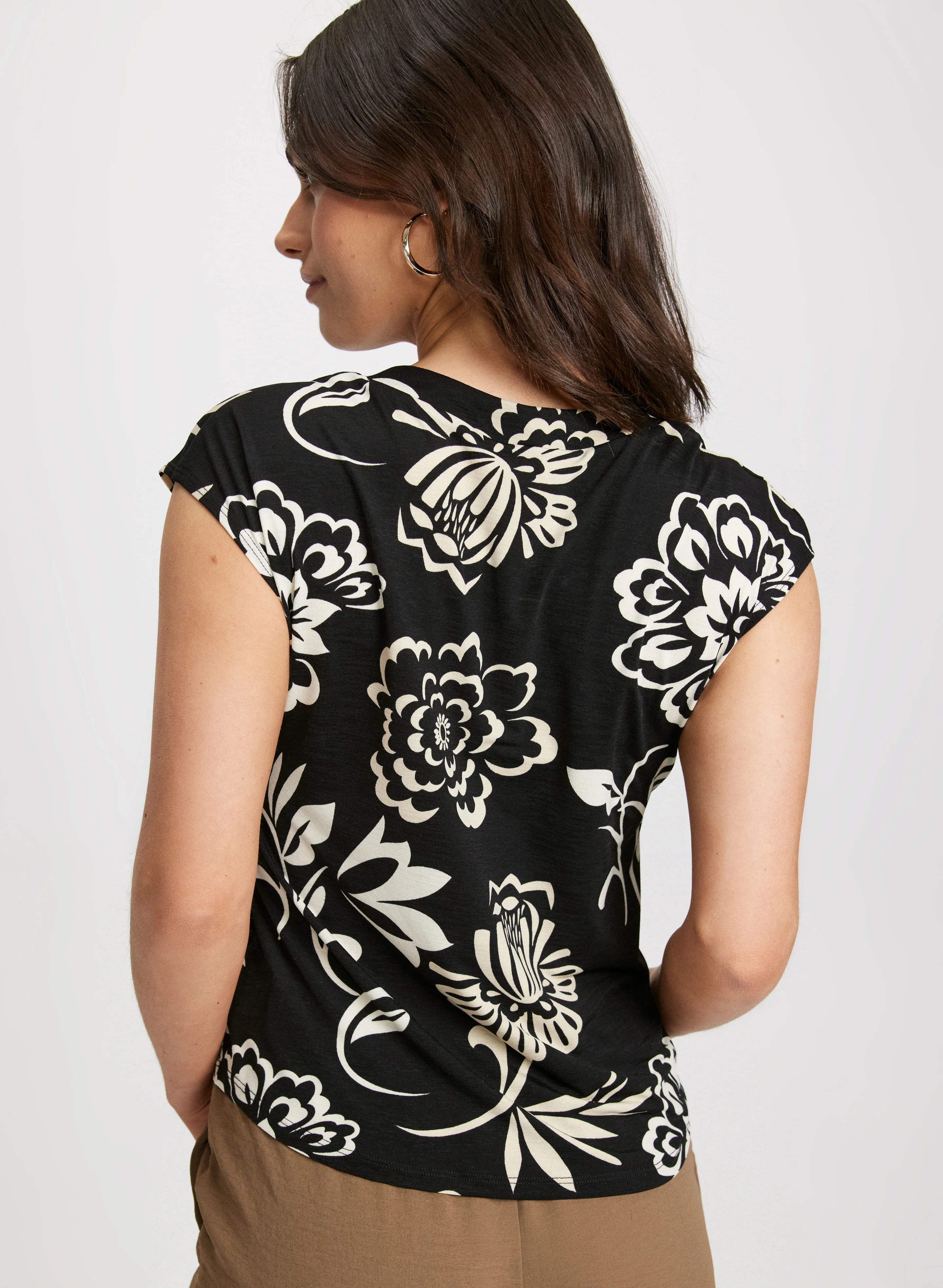 Split Neck Floral Top - Image 4