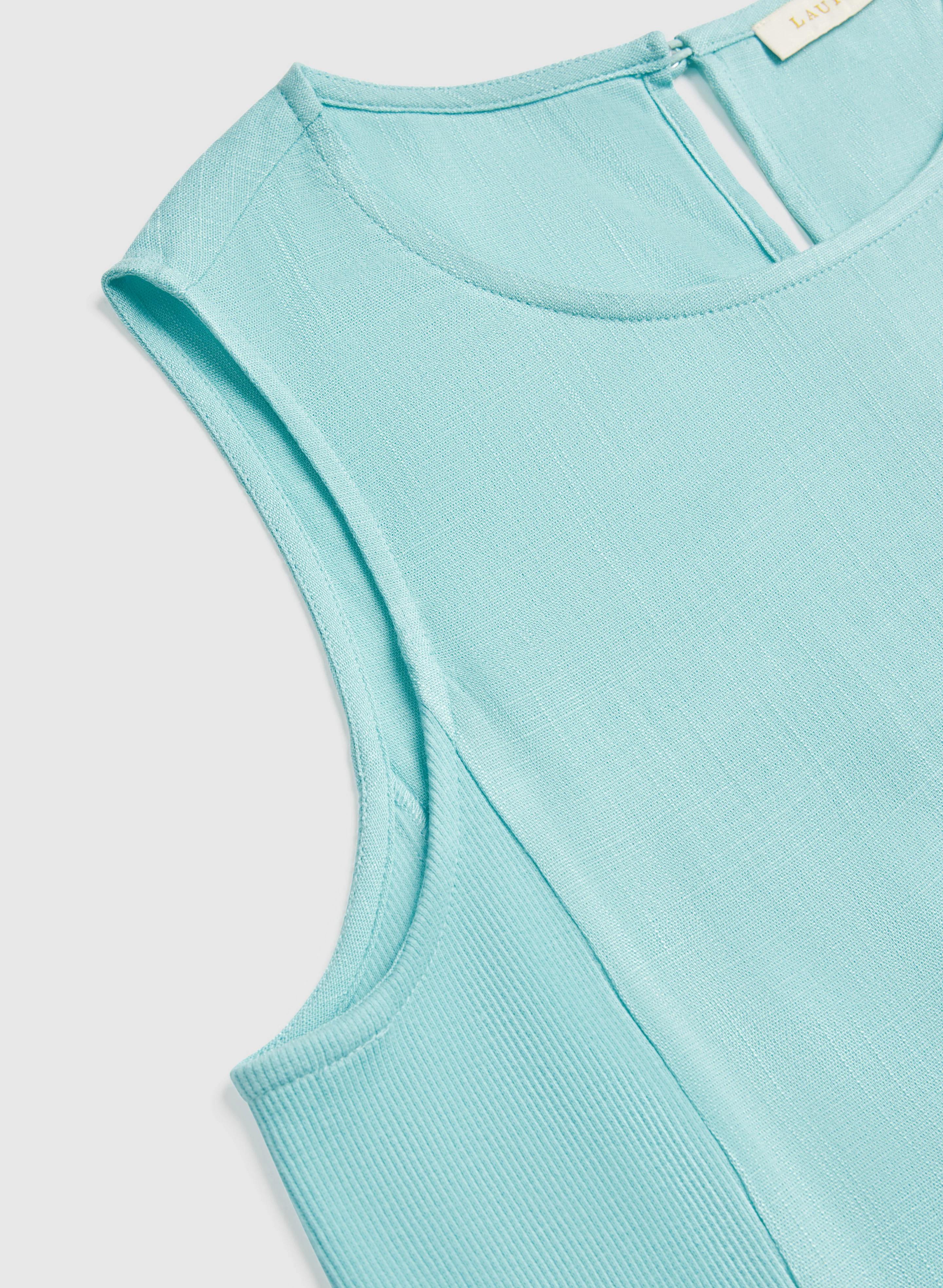 Sleeveless Crew Neck Blouse - Image 7