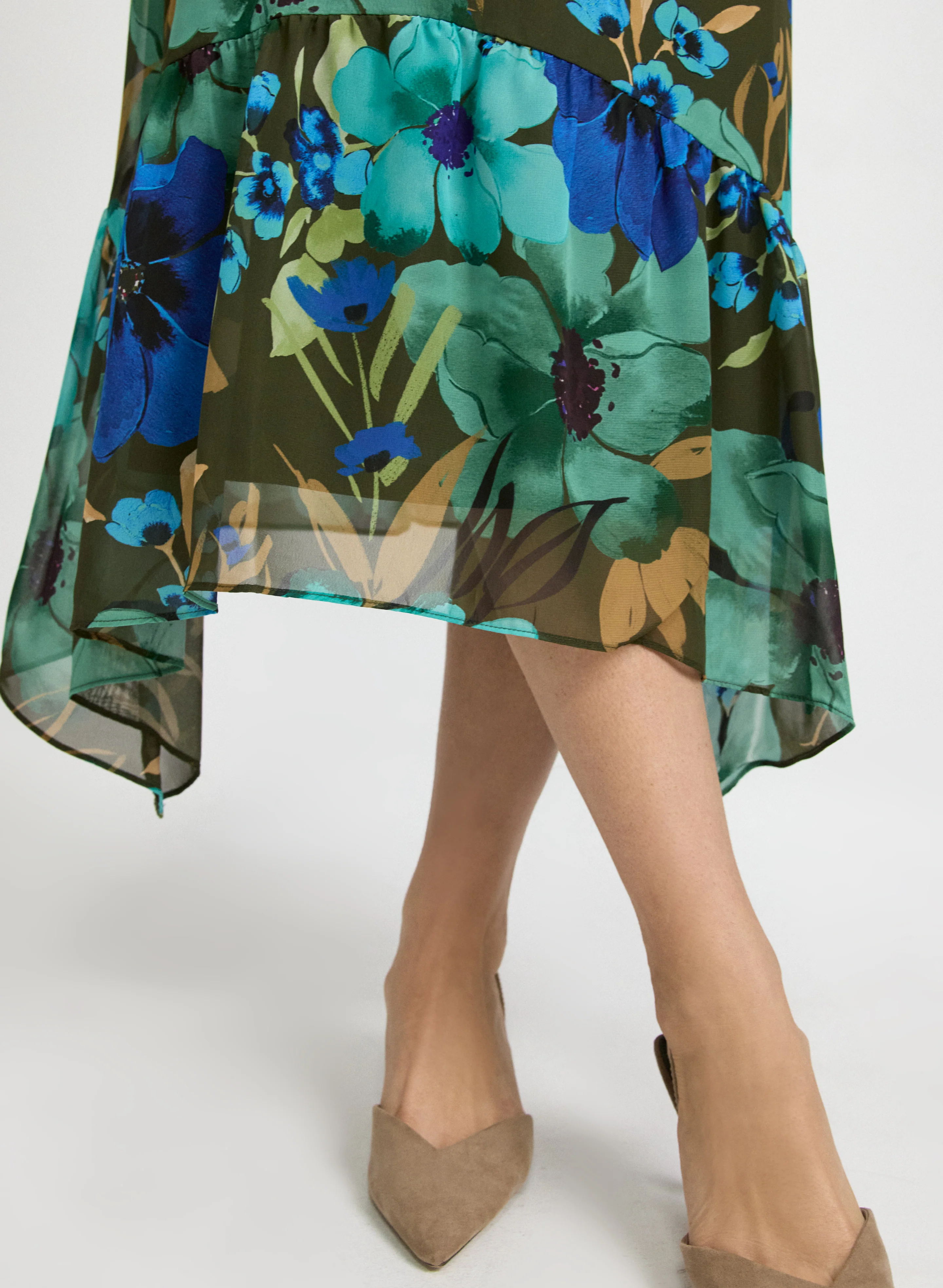 Sleeveless Floral Dress - Image 5