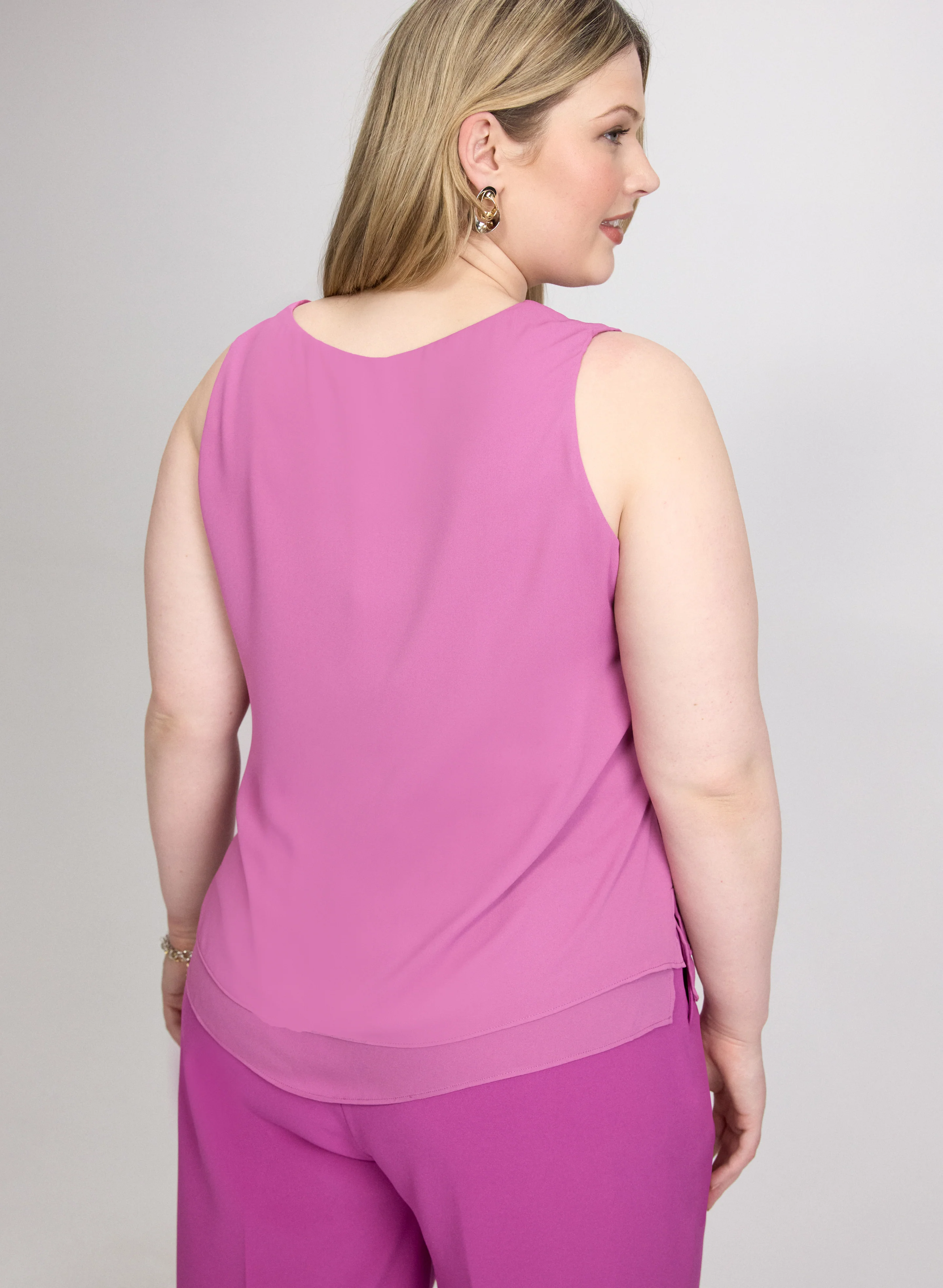 Sleeveless Layered Blouse - Image 9