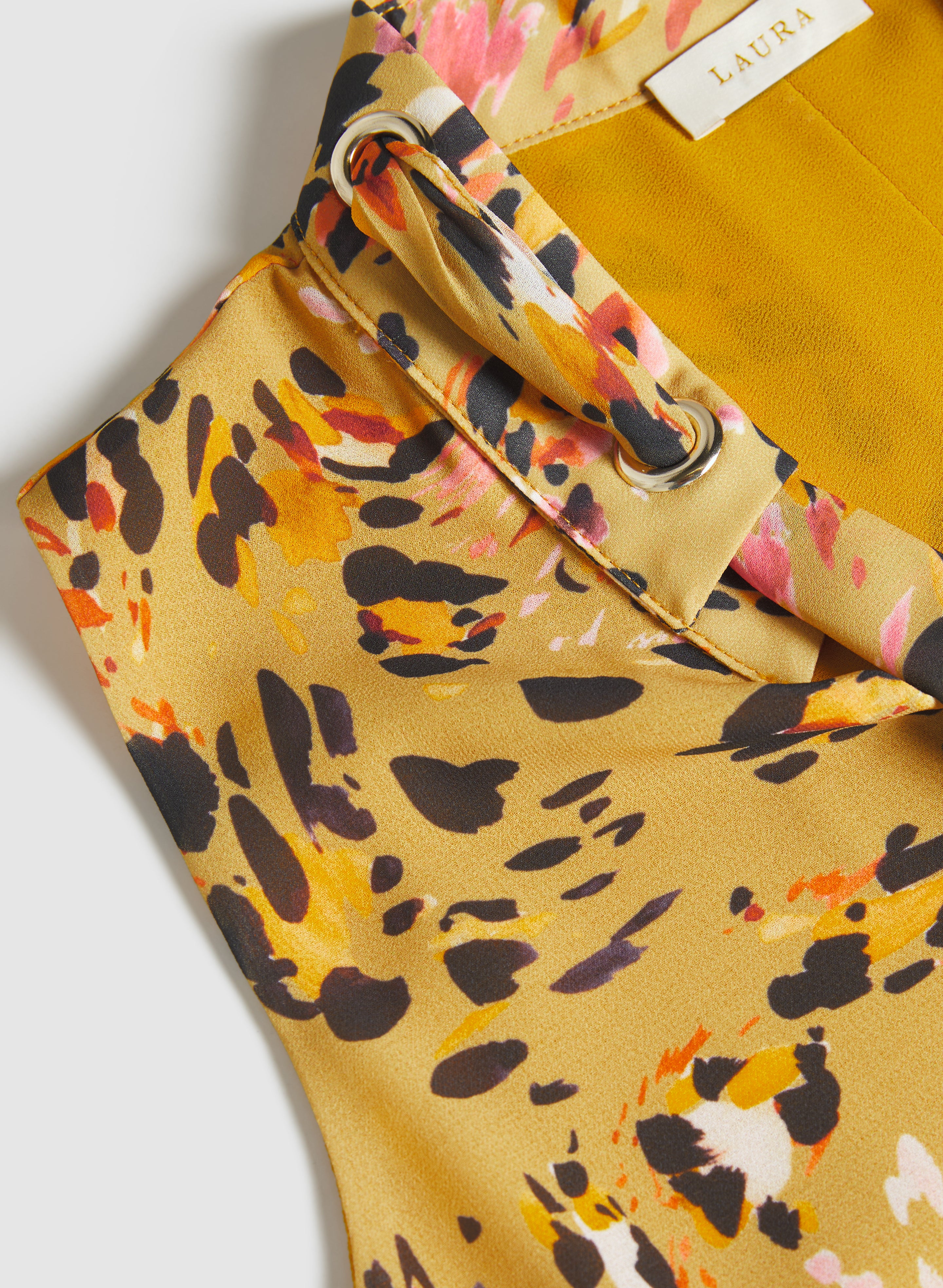 Sleeveless Leopard Print Blouse - Image 7