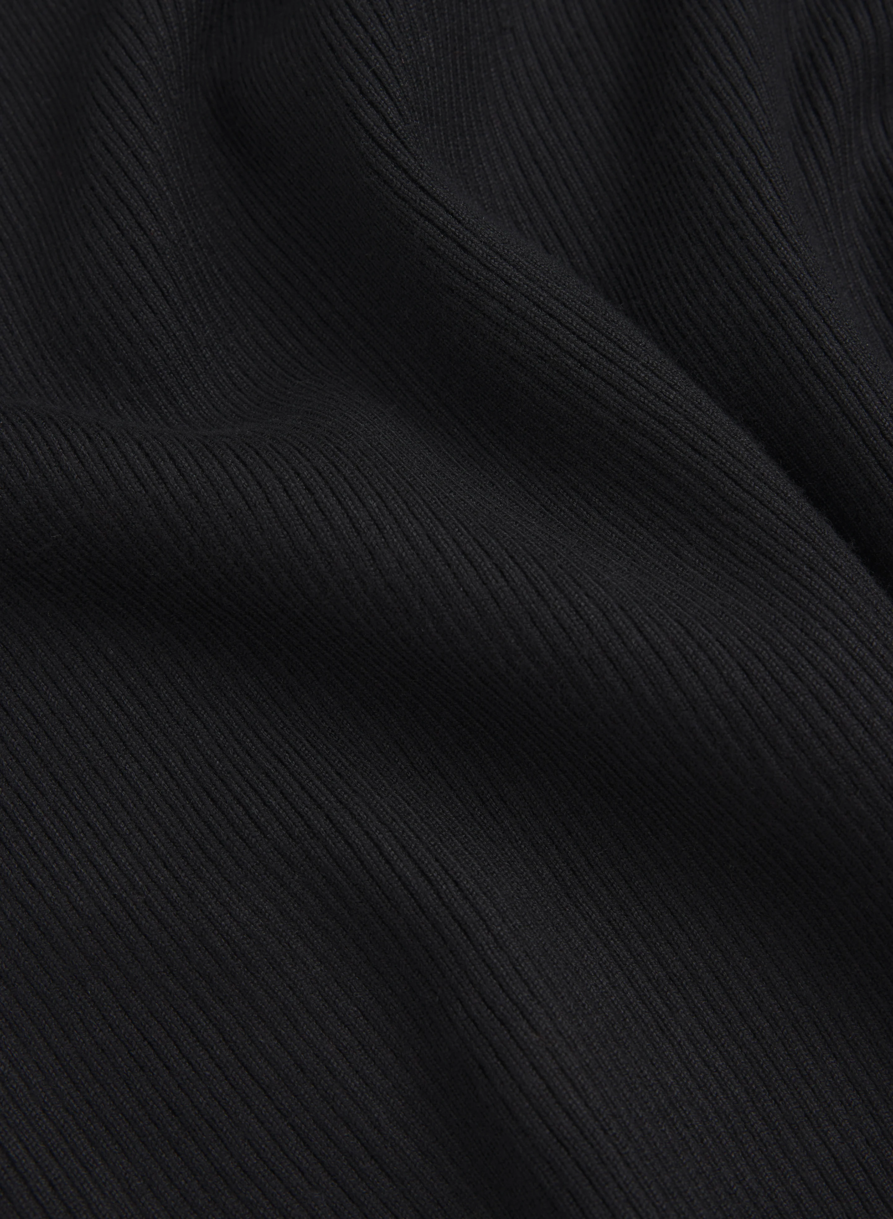 Sleeveless Mock Neck Knit - Image 7