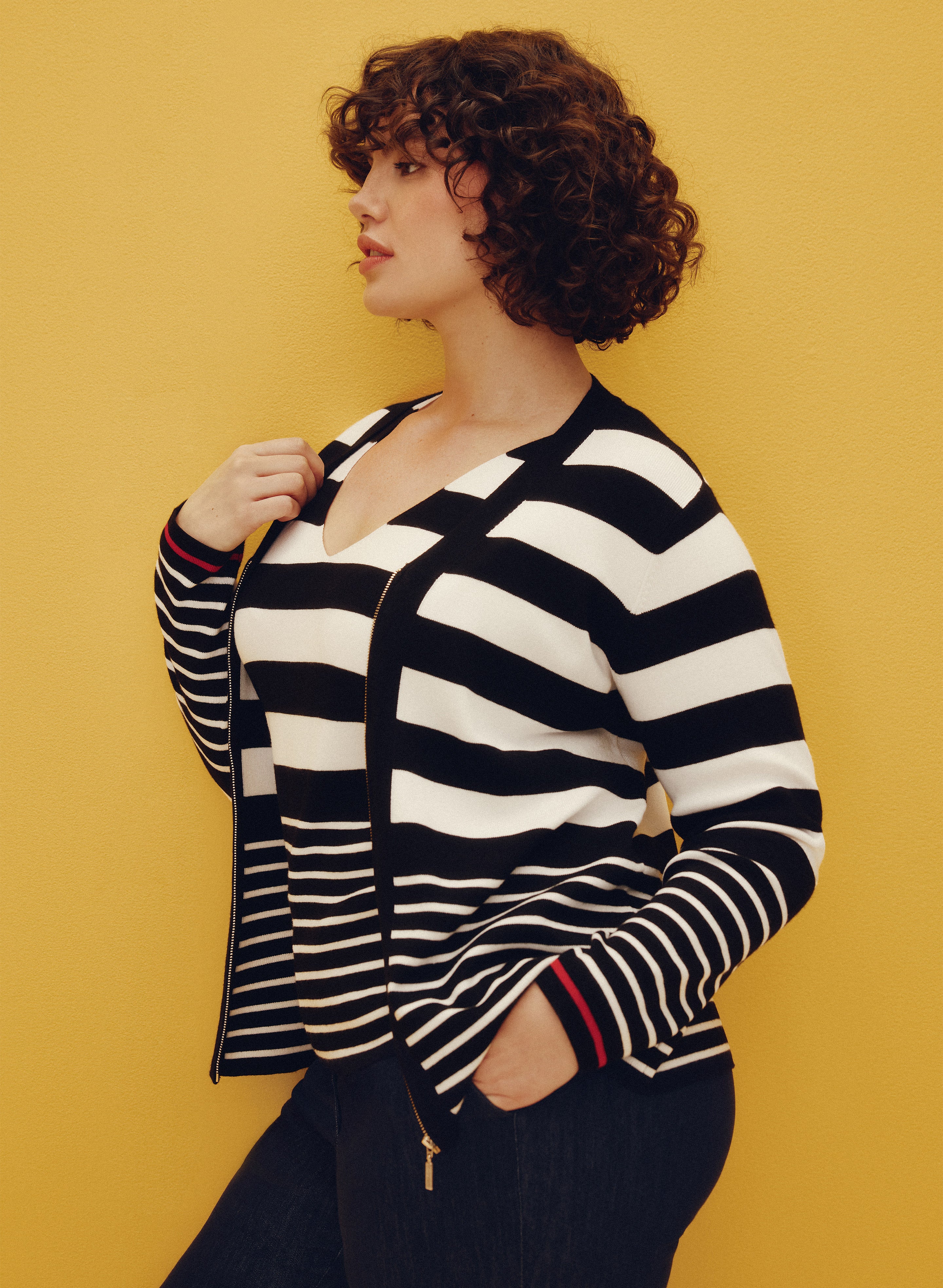 Sleeveless Stripe Knit - Image 3
