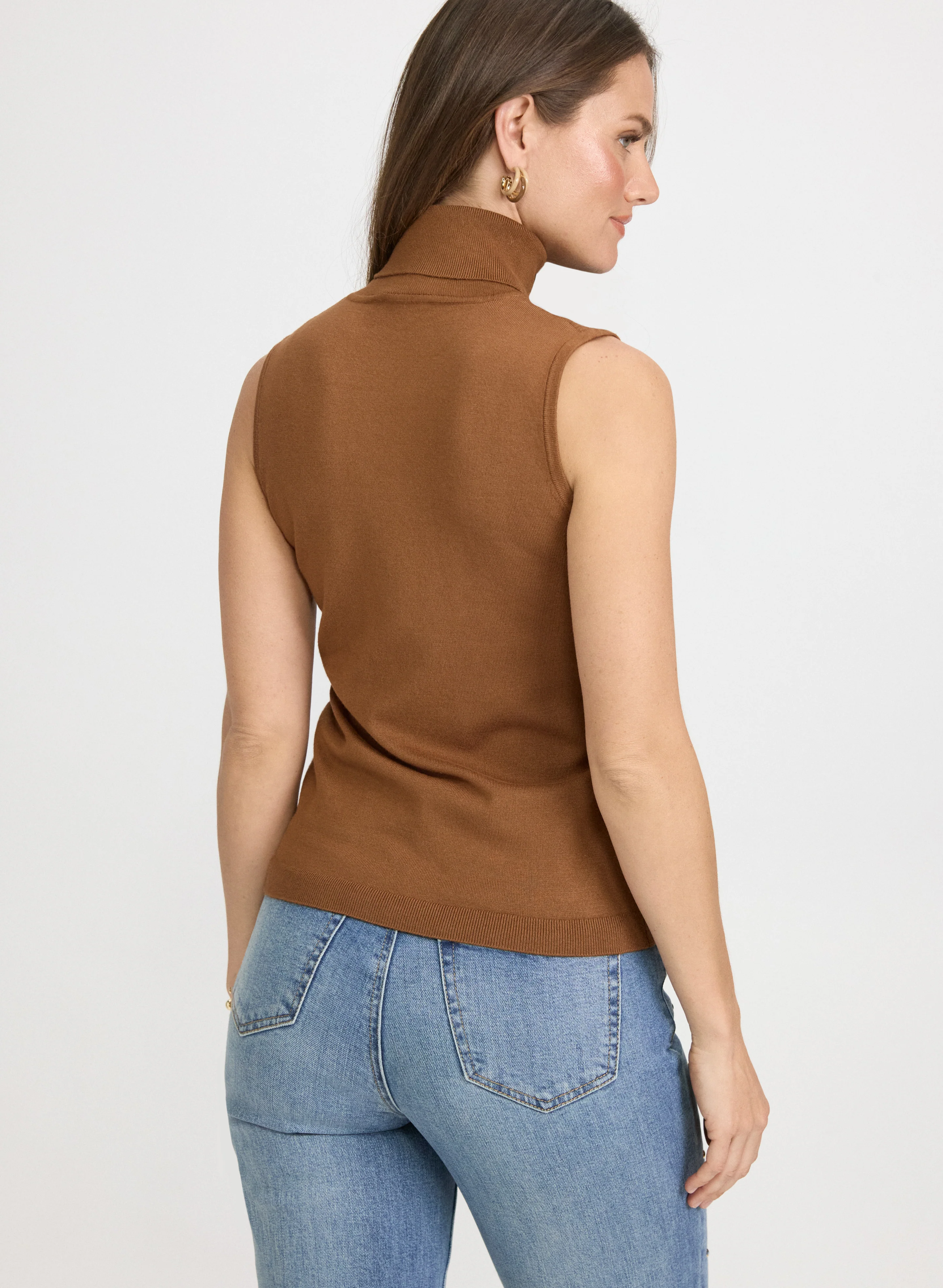Sleeveless Turtleneck Sweater - Image 4