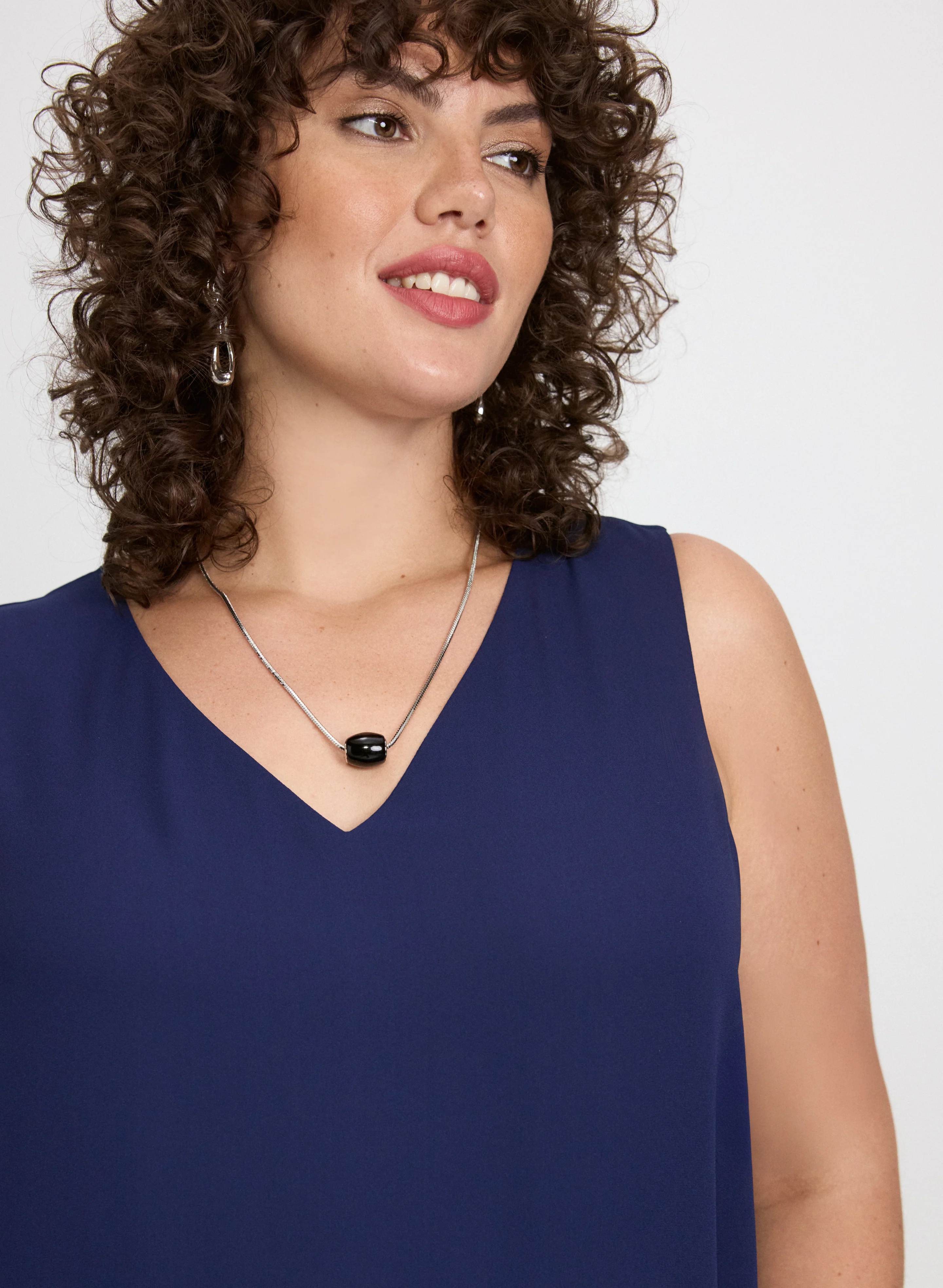 Sleeveless V-Neck Blouse - Image 2