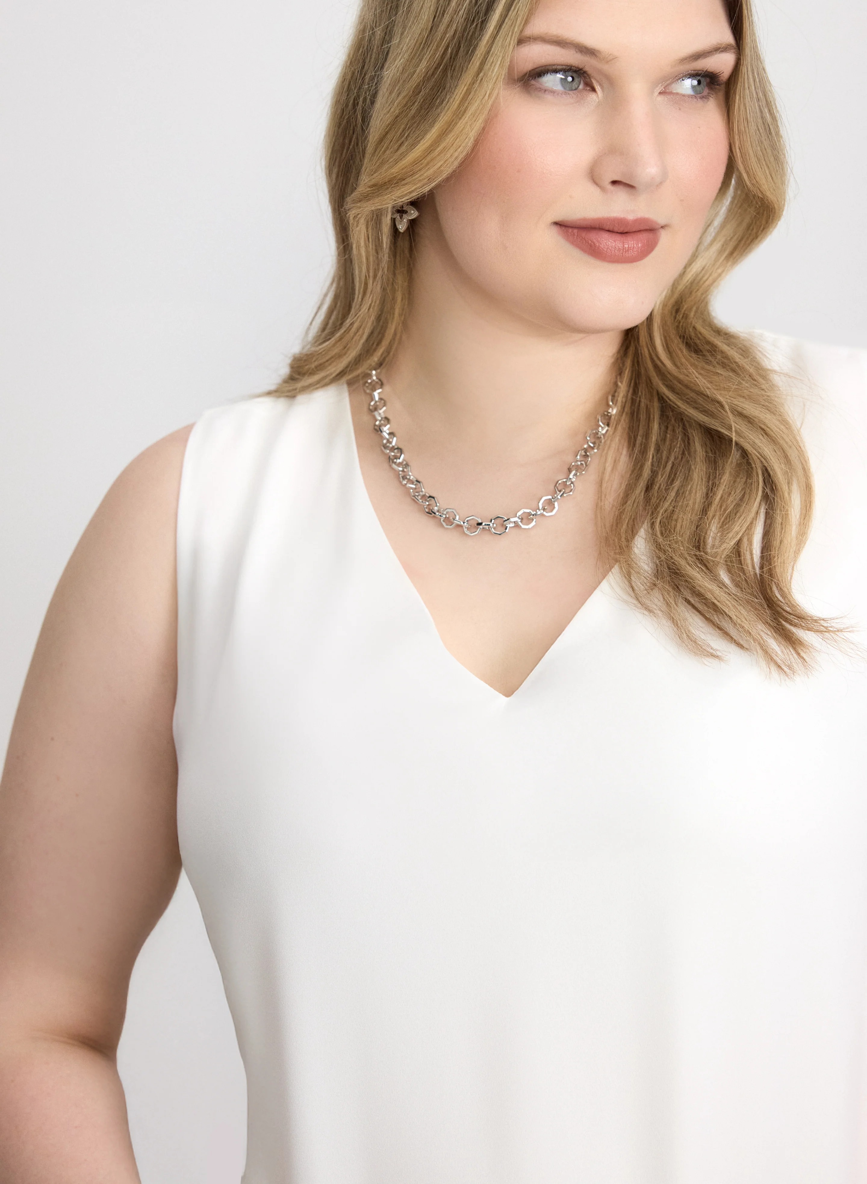 Sleeveless V-Neck Blouse - Image 9
