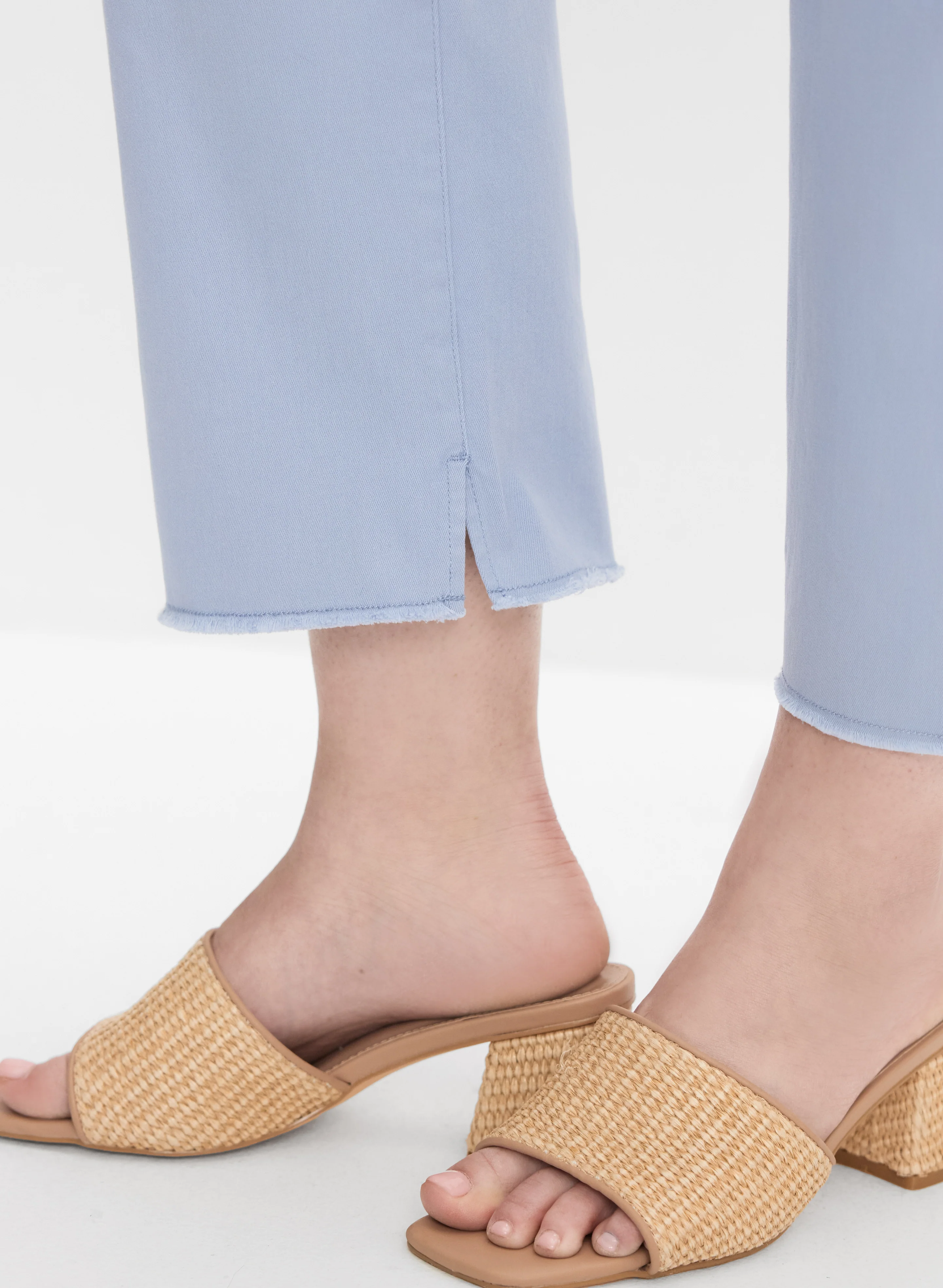 Melanie Lyne - Slim-Leg Denim Pants - Image 5