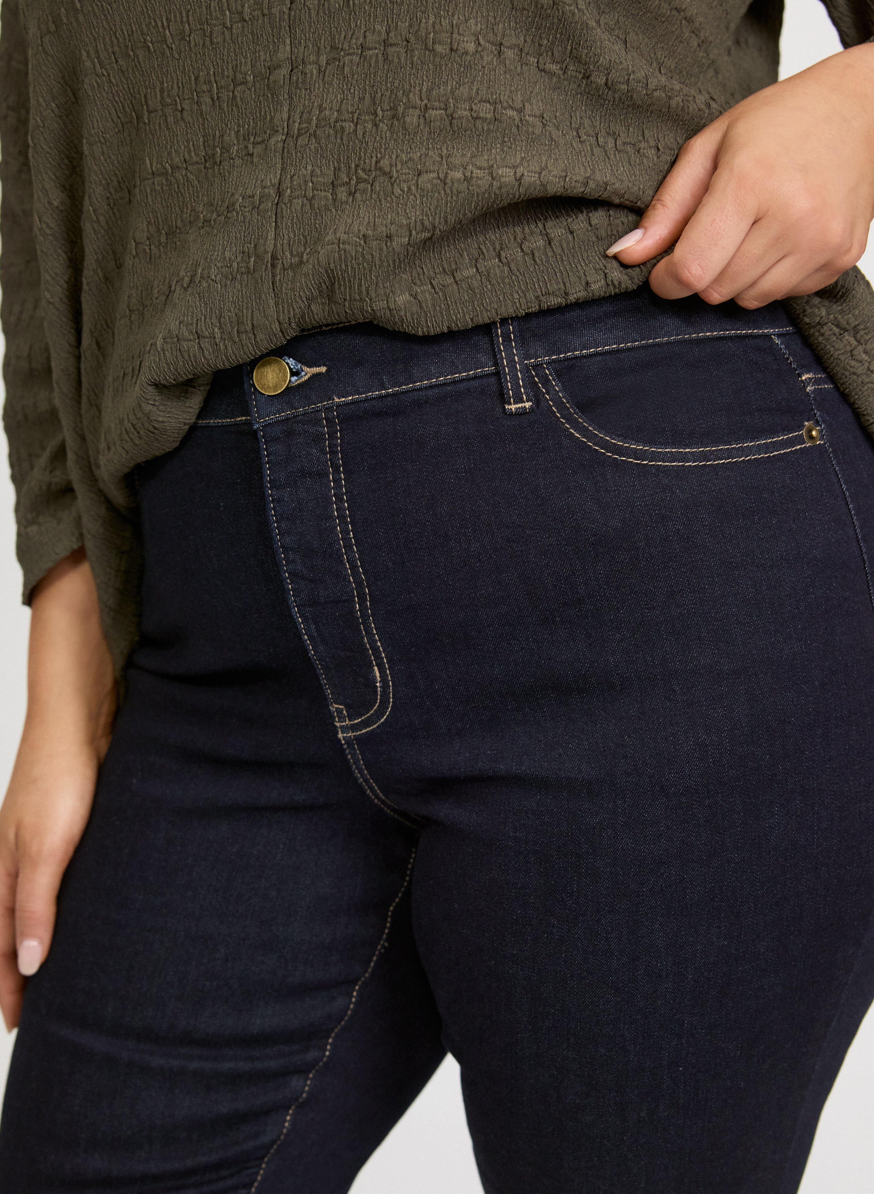 Slim-Leg Denim Pants - Image 13