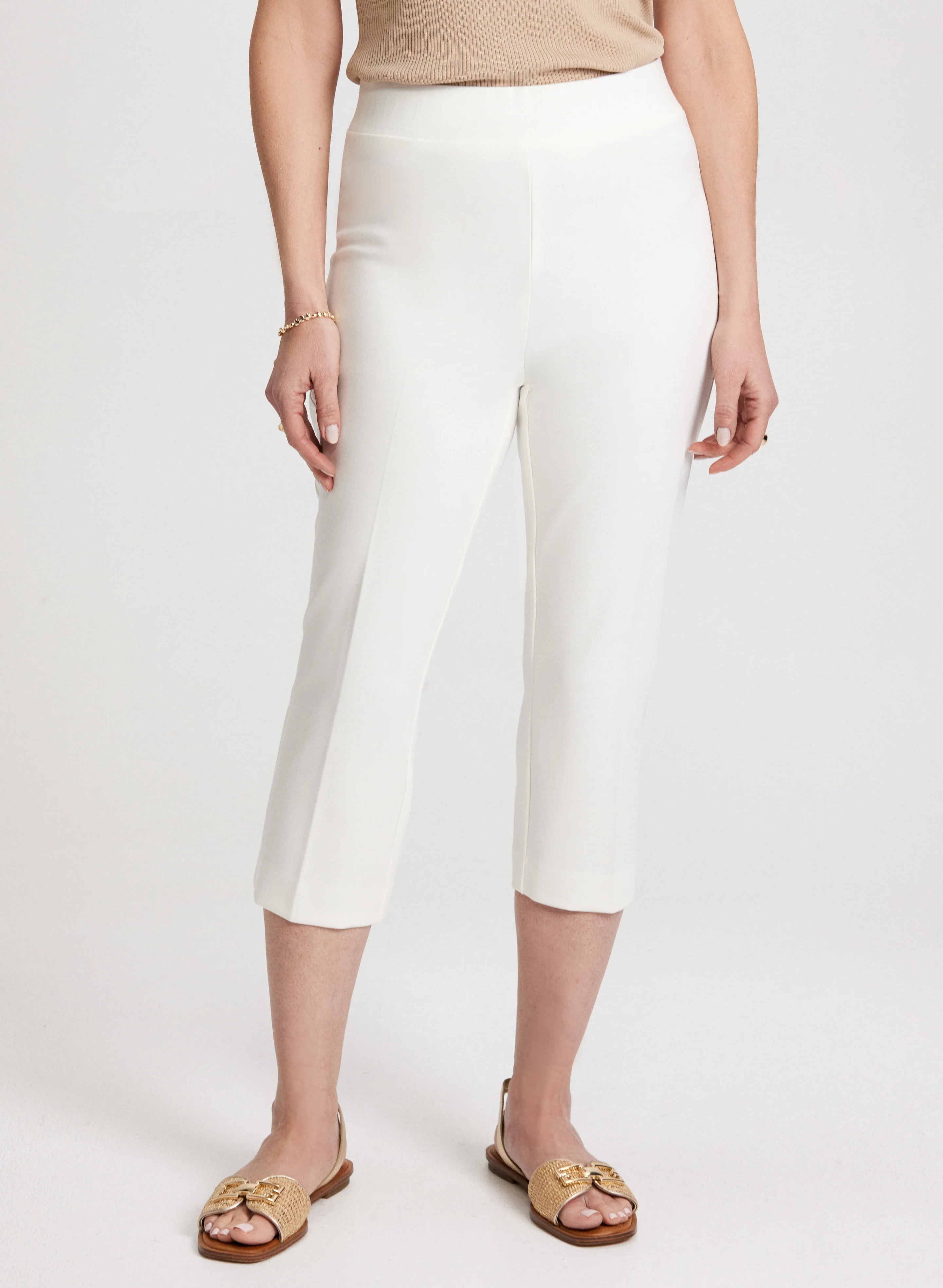 Slit Detail Straight-Leg Capris