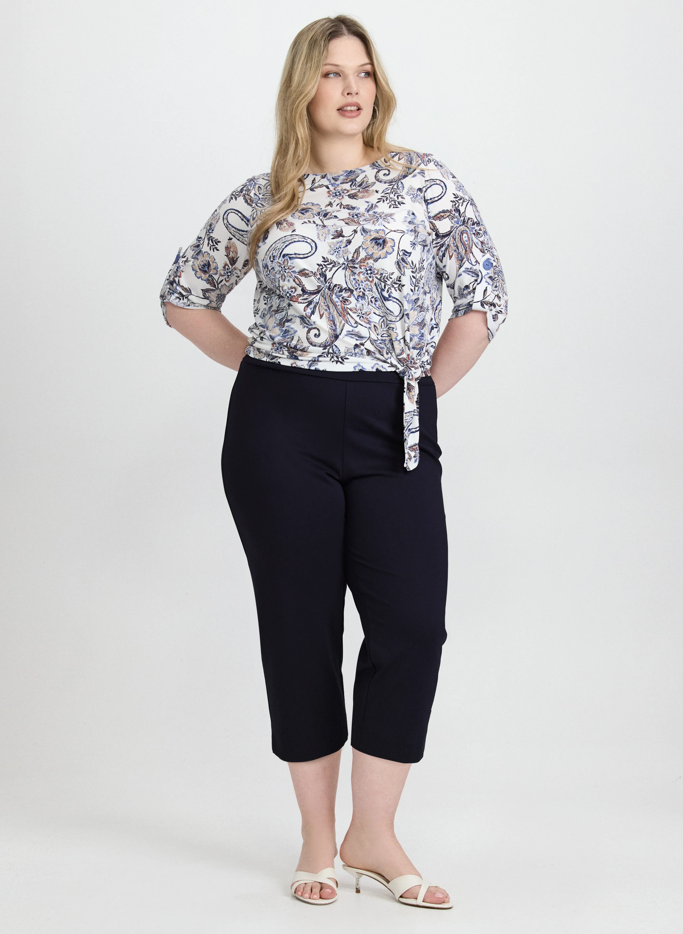 Slit Detail Straight Leg Capris - Image 3