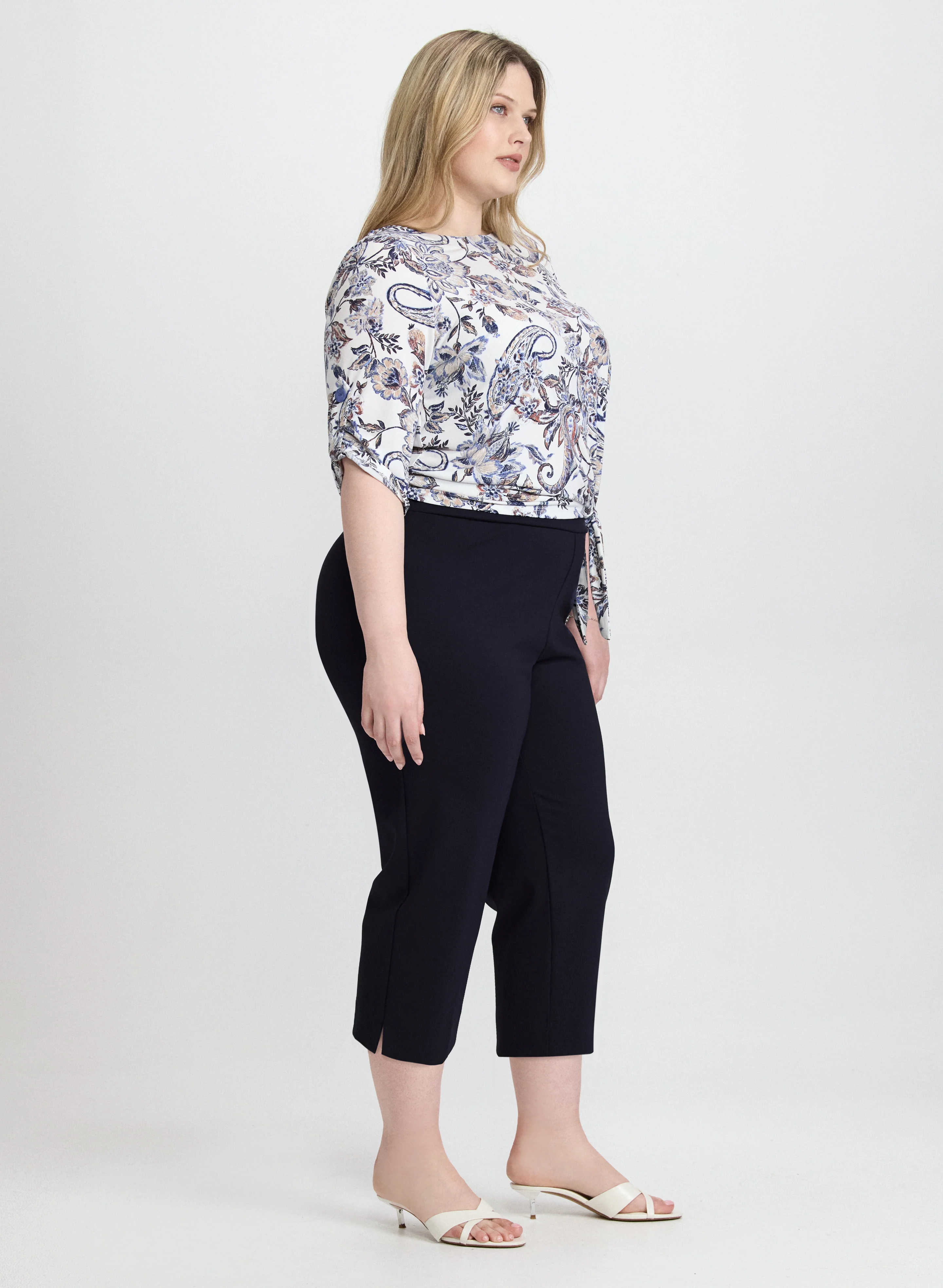 Slit Detail Straight Leg Capris - Image 5