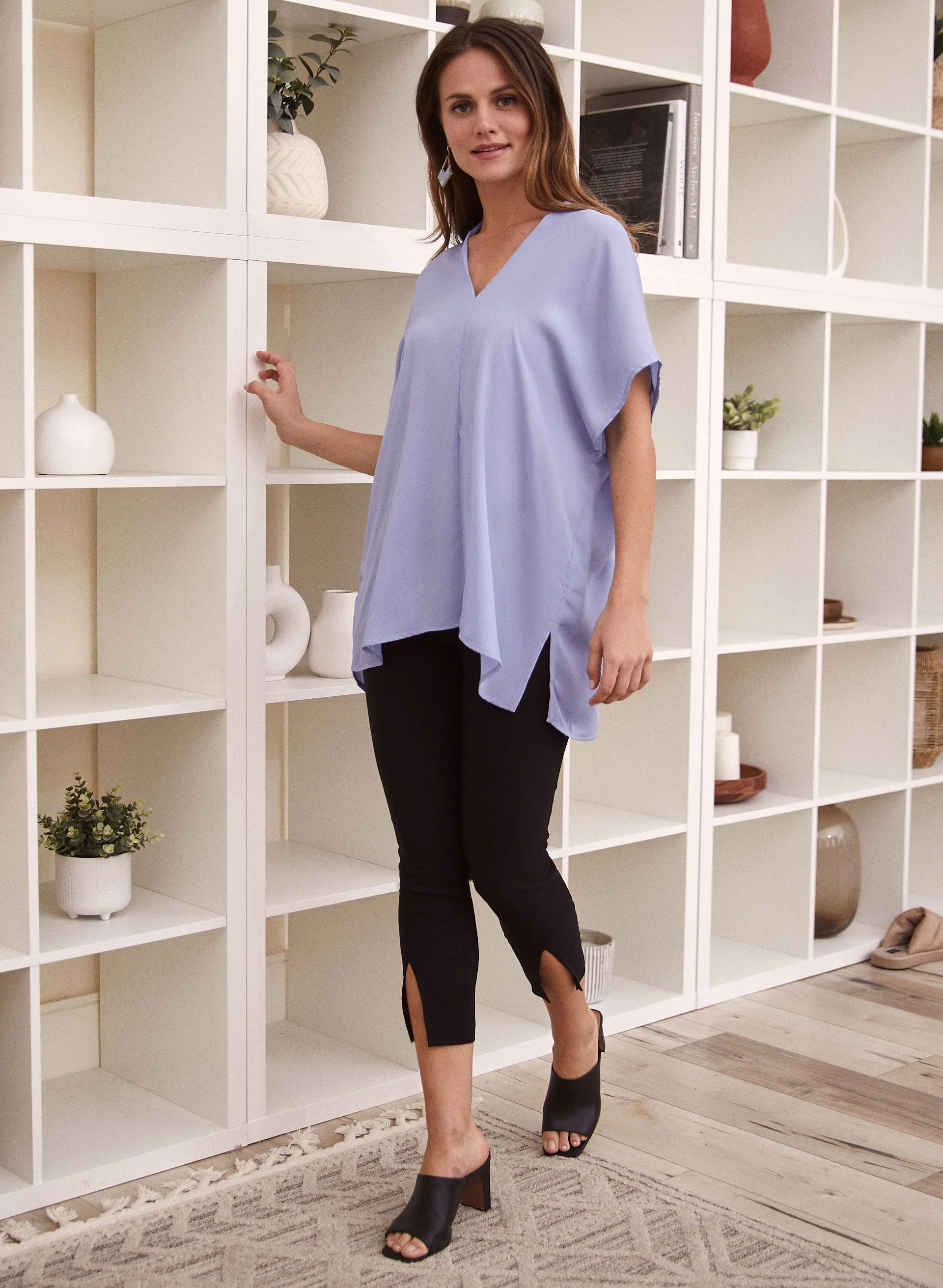 Slit Hem Pull-On Capris - Image 3