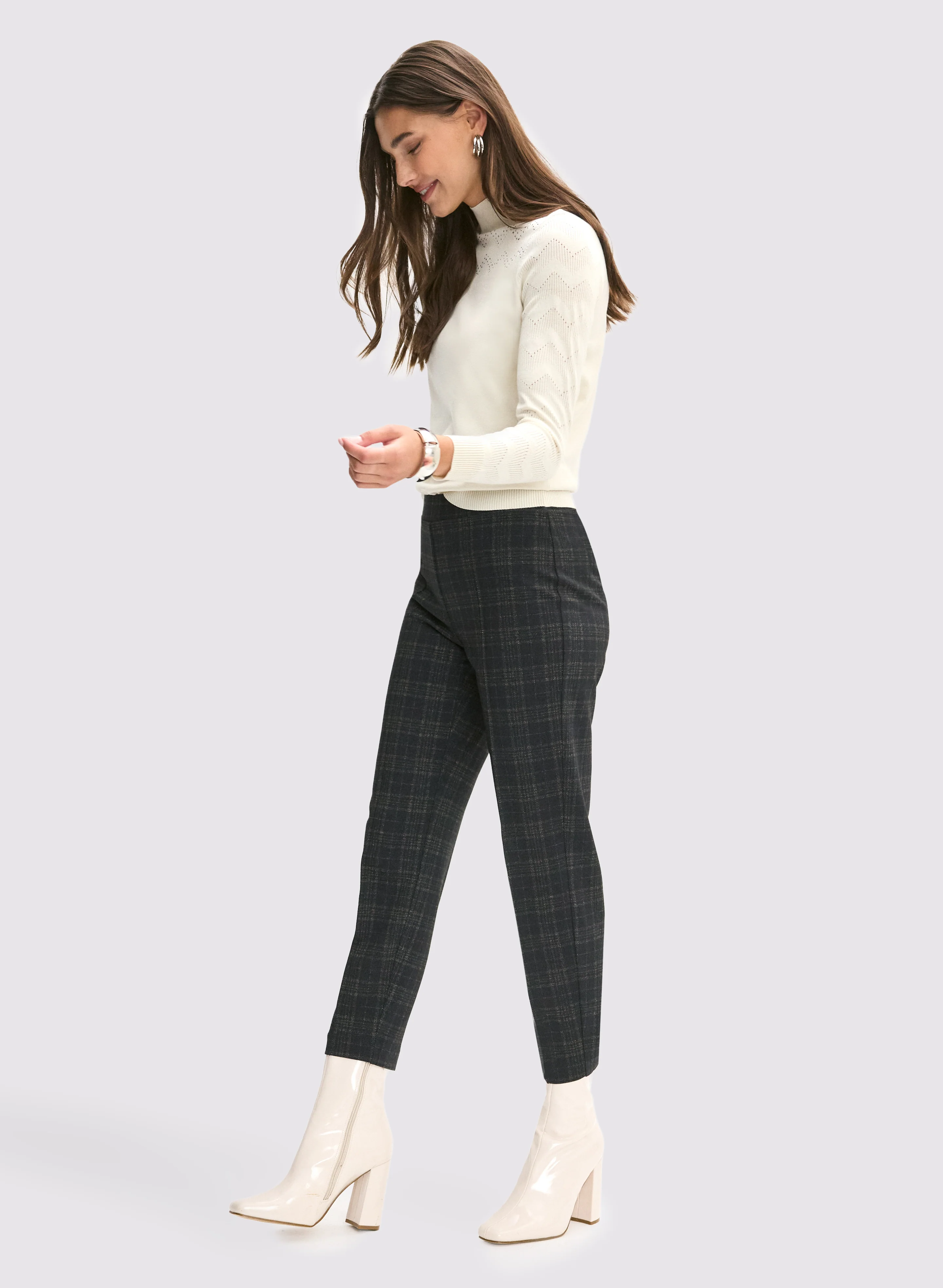 Sofia Plaid Print Pants - Short - Image 4