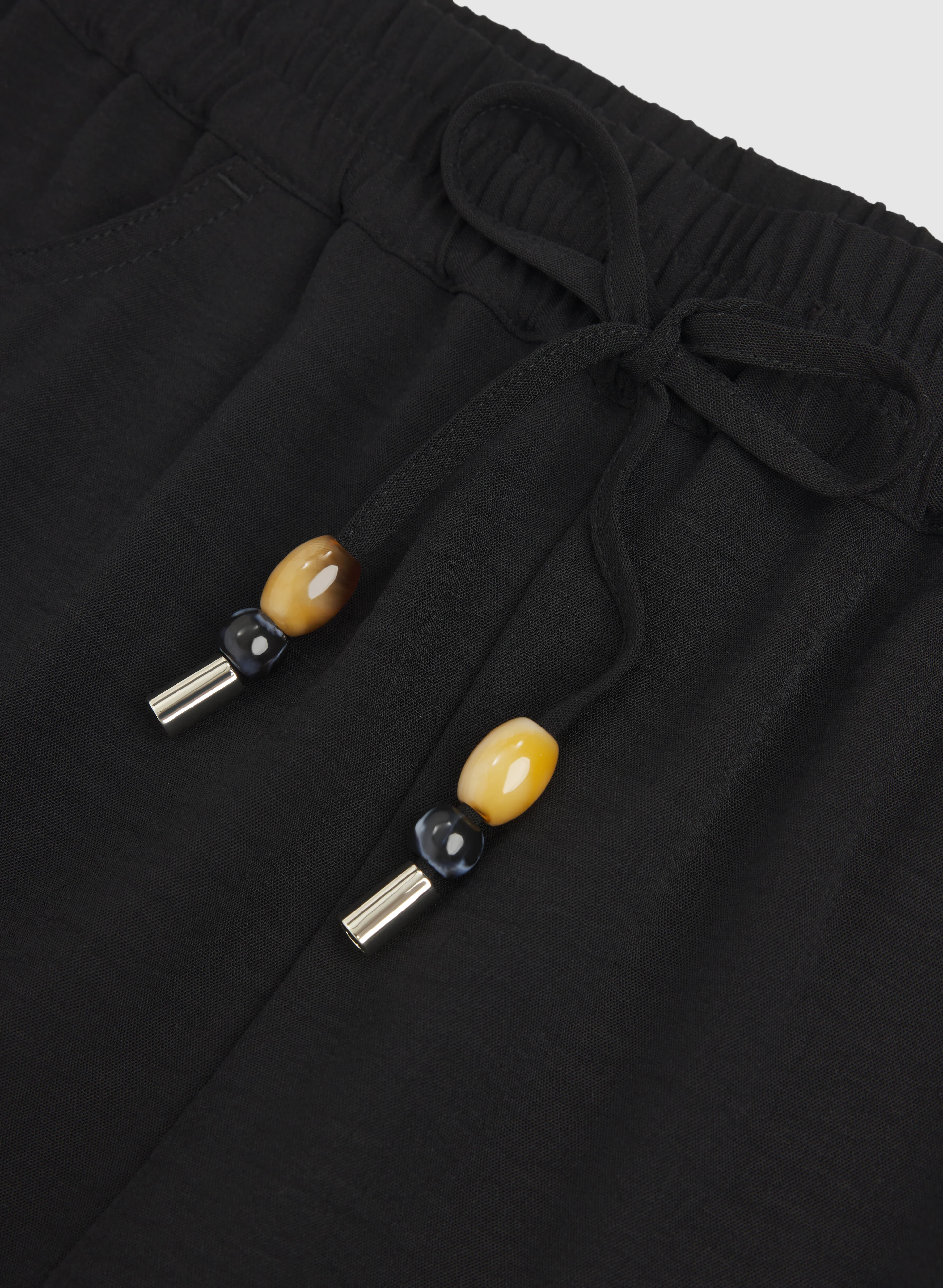 Straight-Leg Crinkle Capris - Image 7