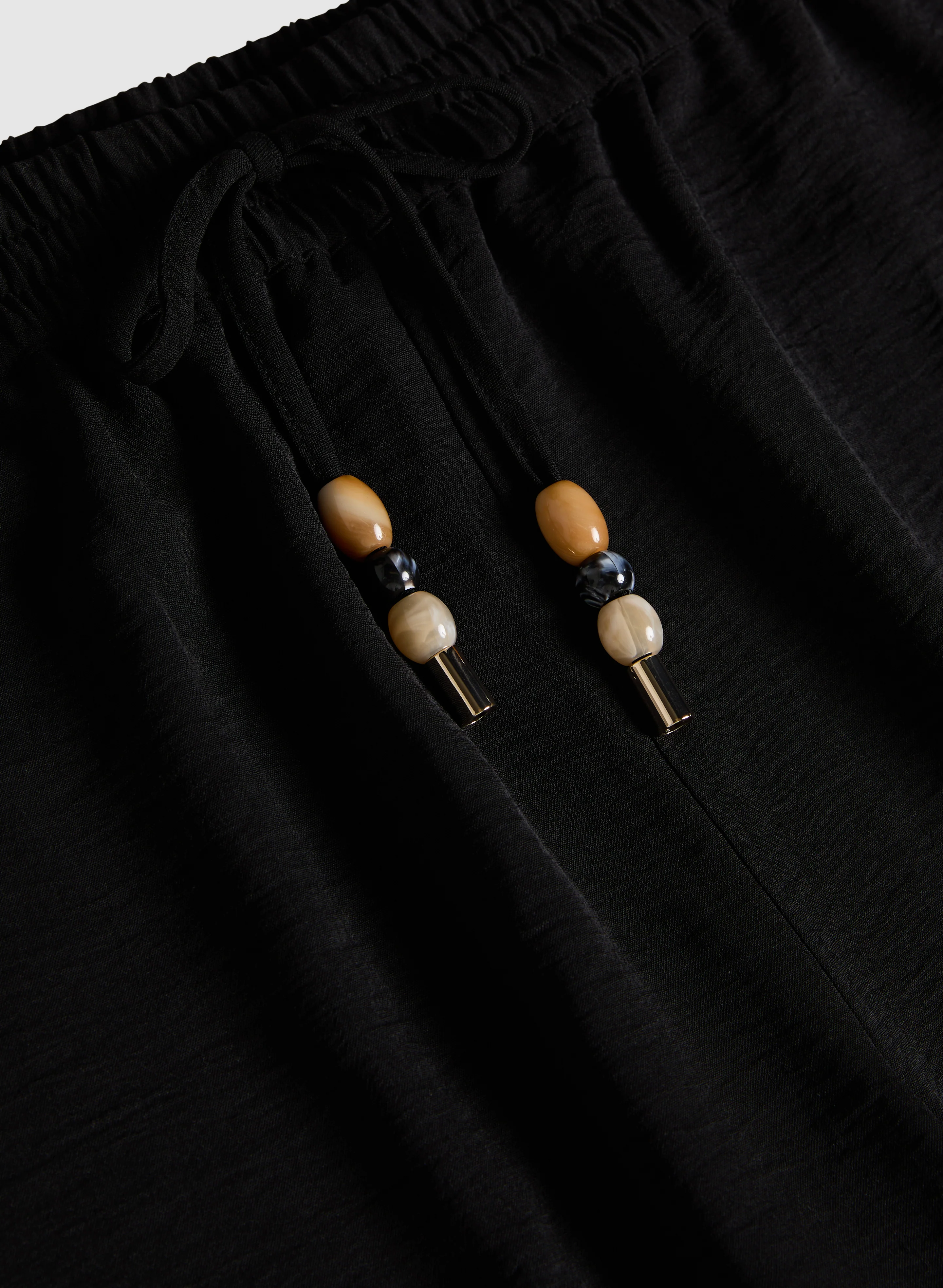 Straight-Leg Drawstring Capris - Image 7