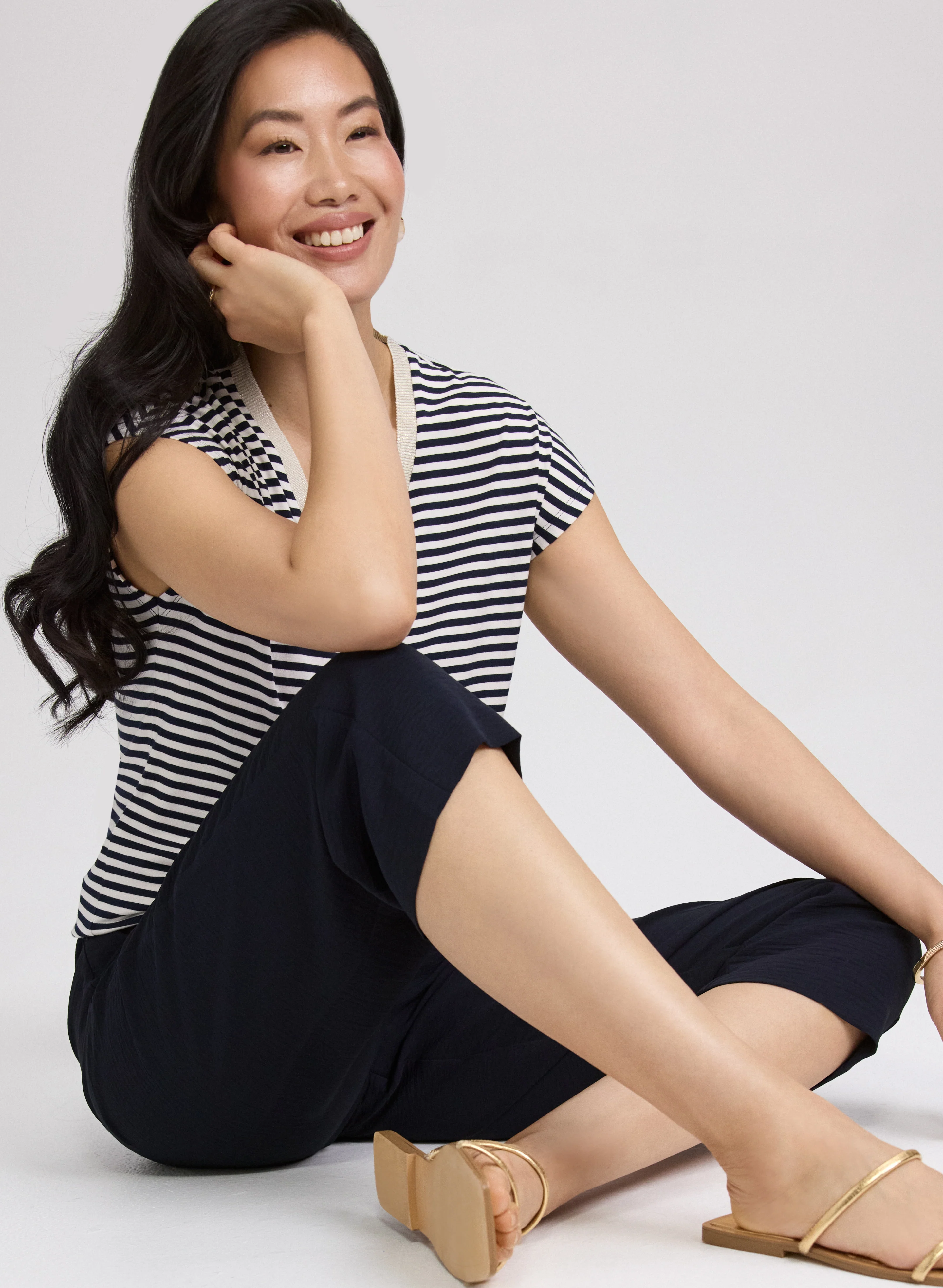 Straight-Leg Drawstring Capris - Image 8