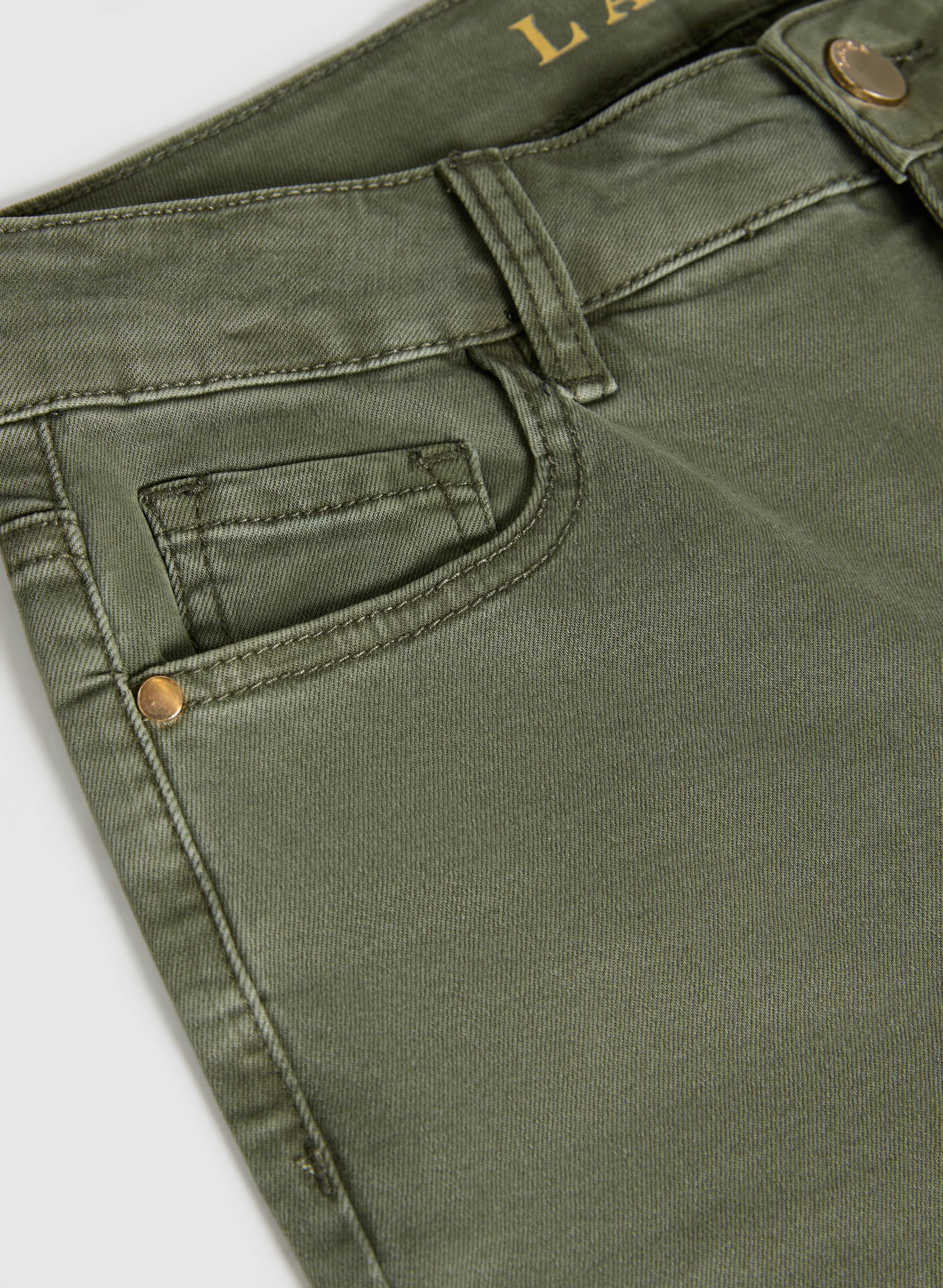 Straight-Leg Jeans - Image 7