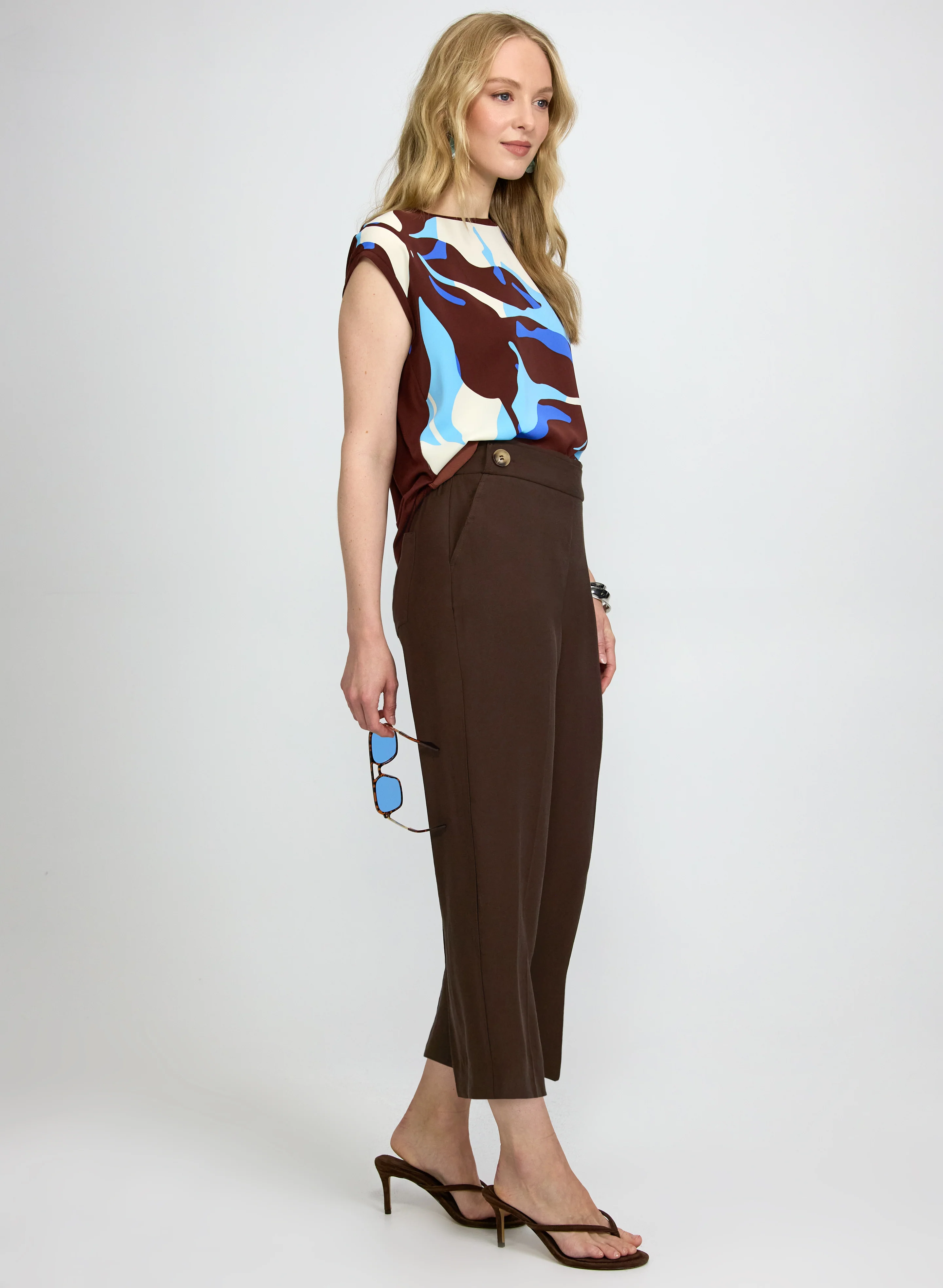 Straight-Leg Pull-On Capris - Image 5