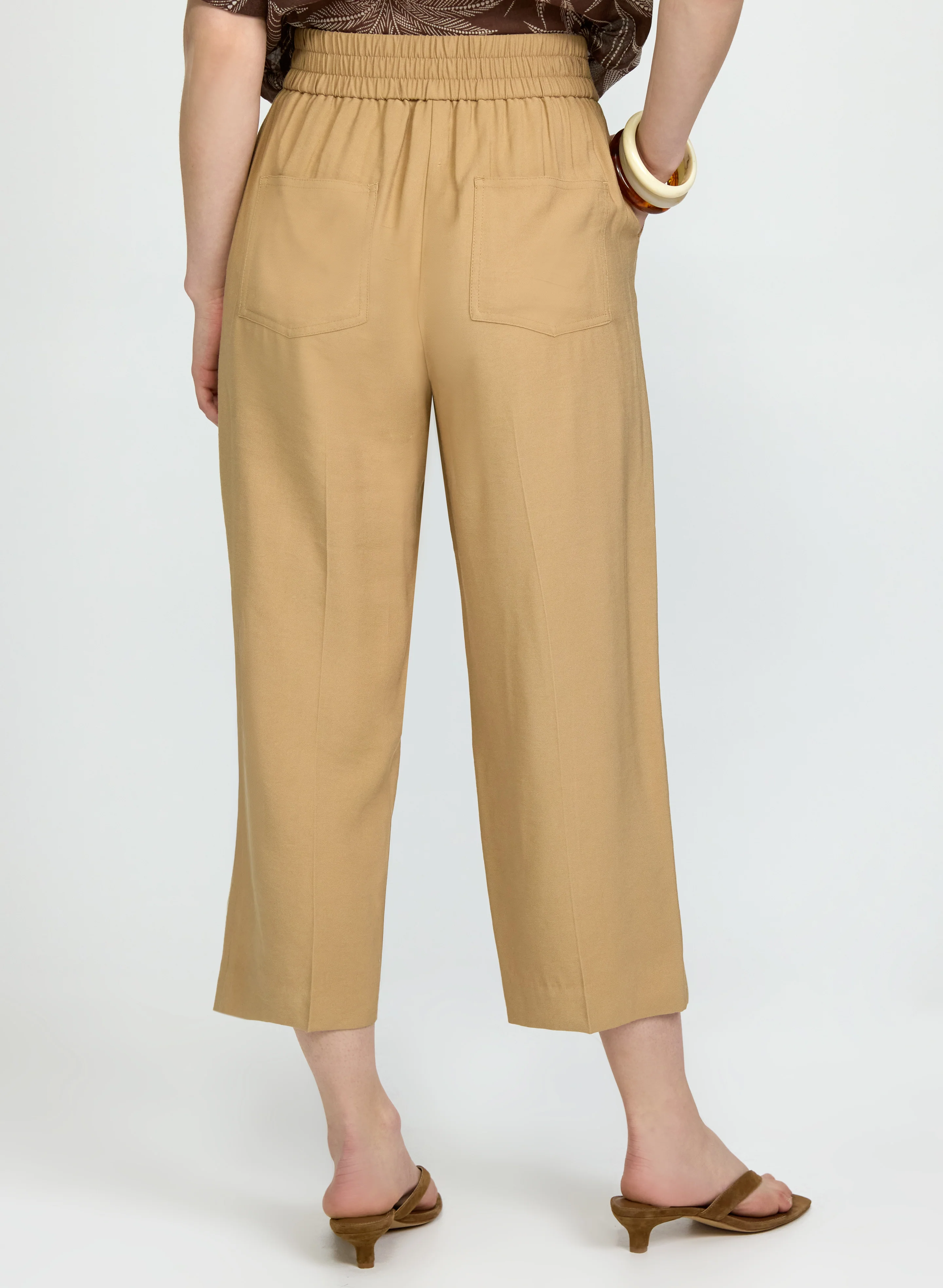 Straight-Leg Pull-On Capris - Image 4
