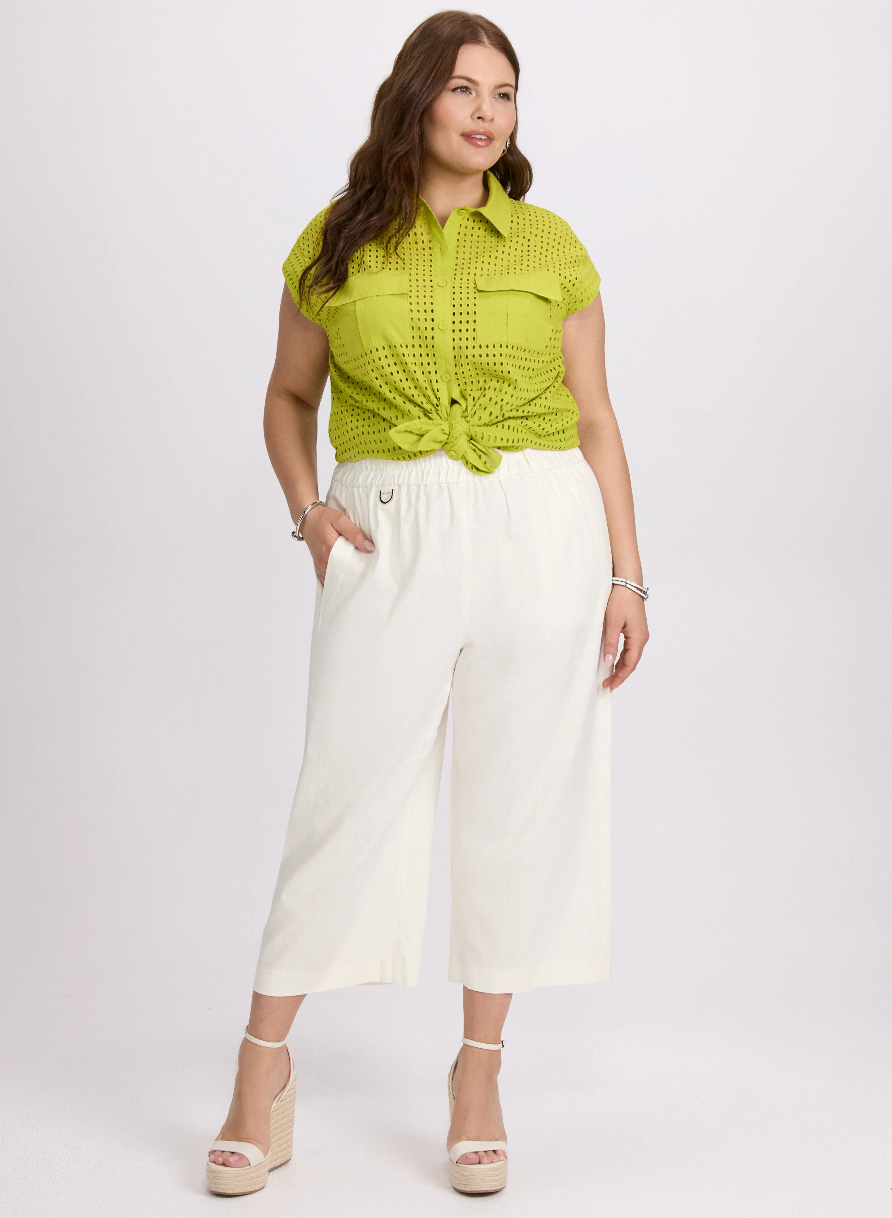 Stretch Linen Wide-Leg Capris - Image 3