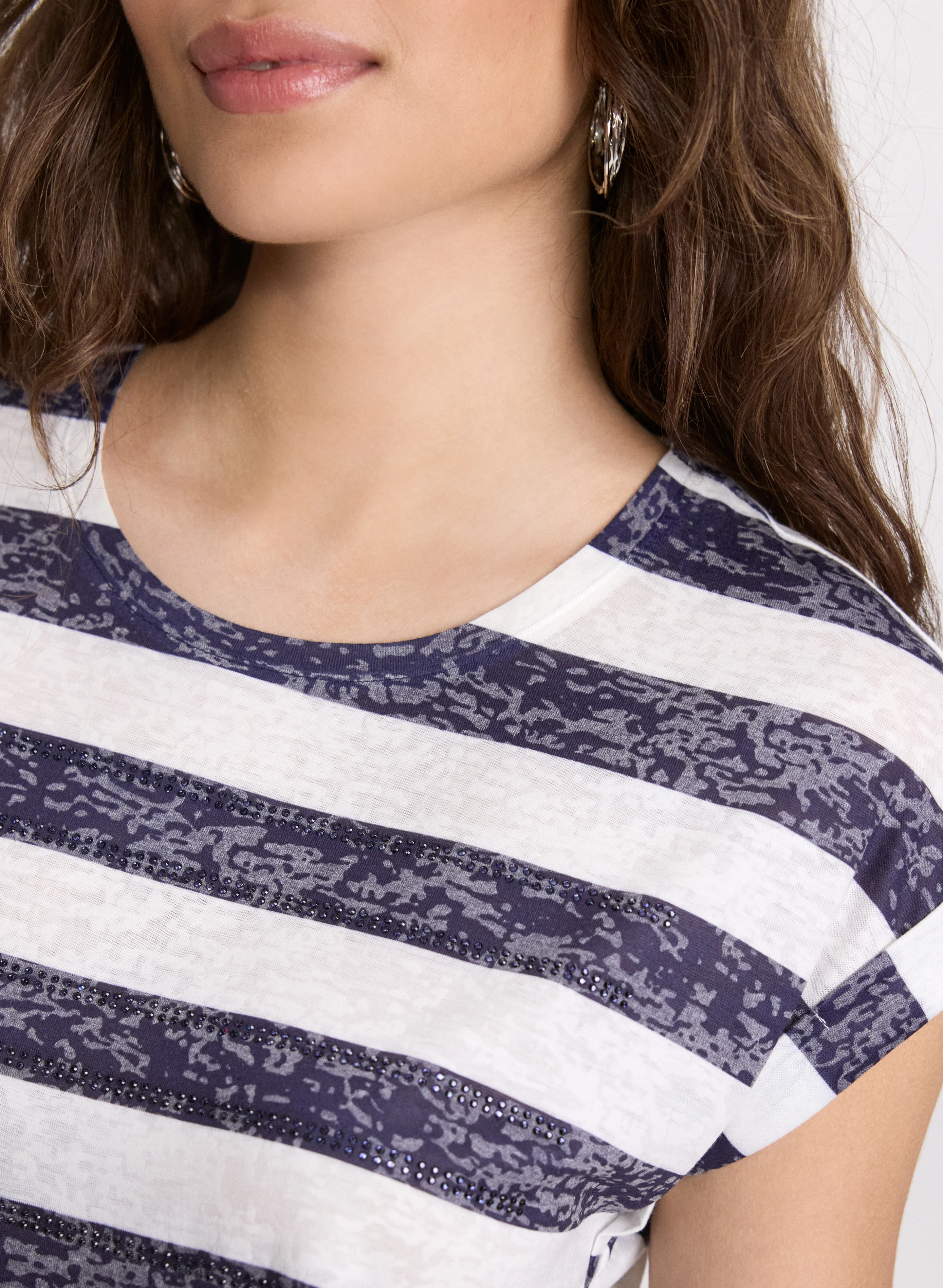 Stripe Burnout T-Shirt - Image 4