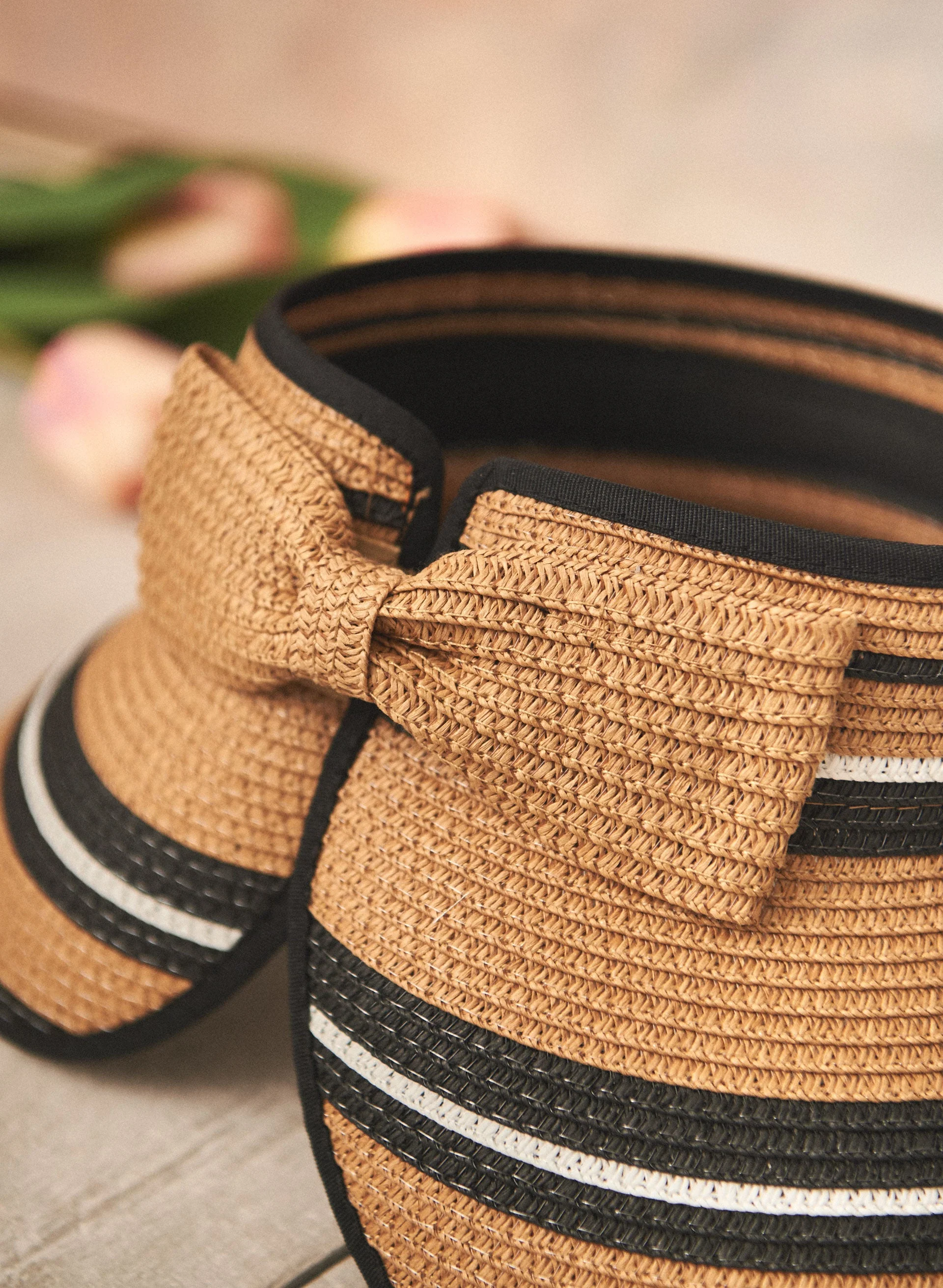 Striped Bow Detail Visor - Image 3