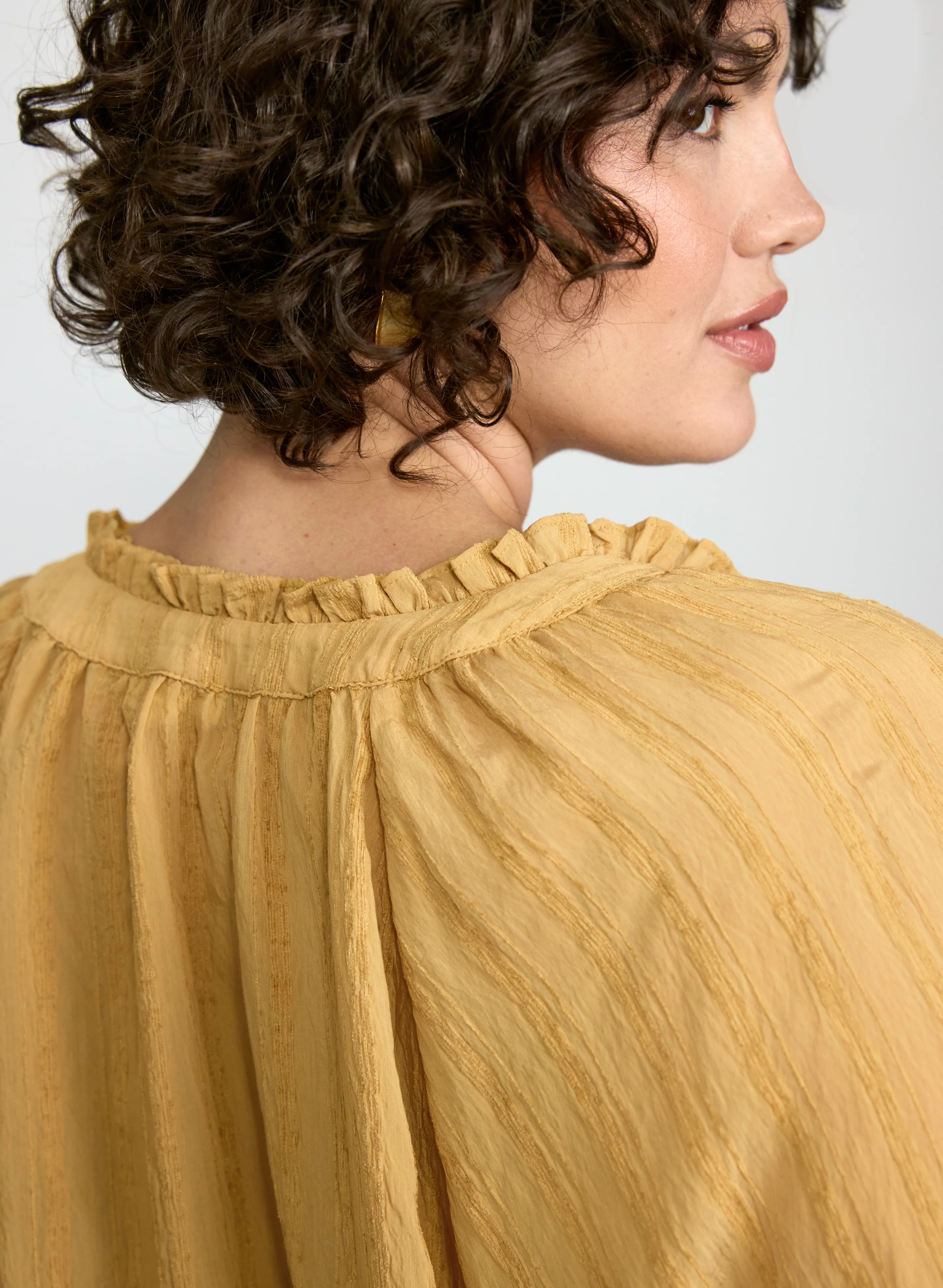 Textured 3/4 Sleeve Blouse - Image 4