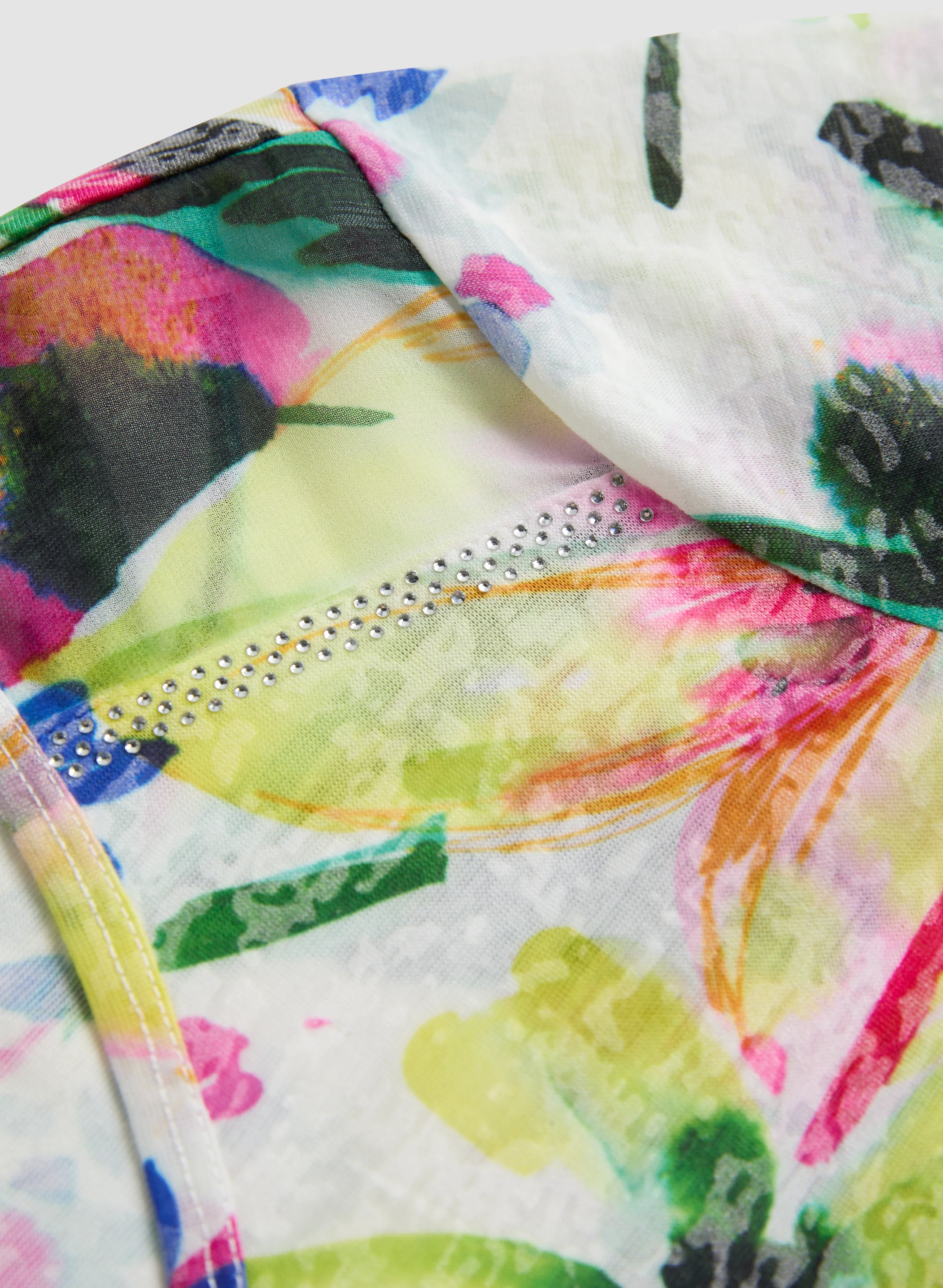 Tropical Print T-Shirt - Image 7