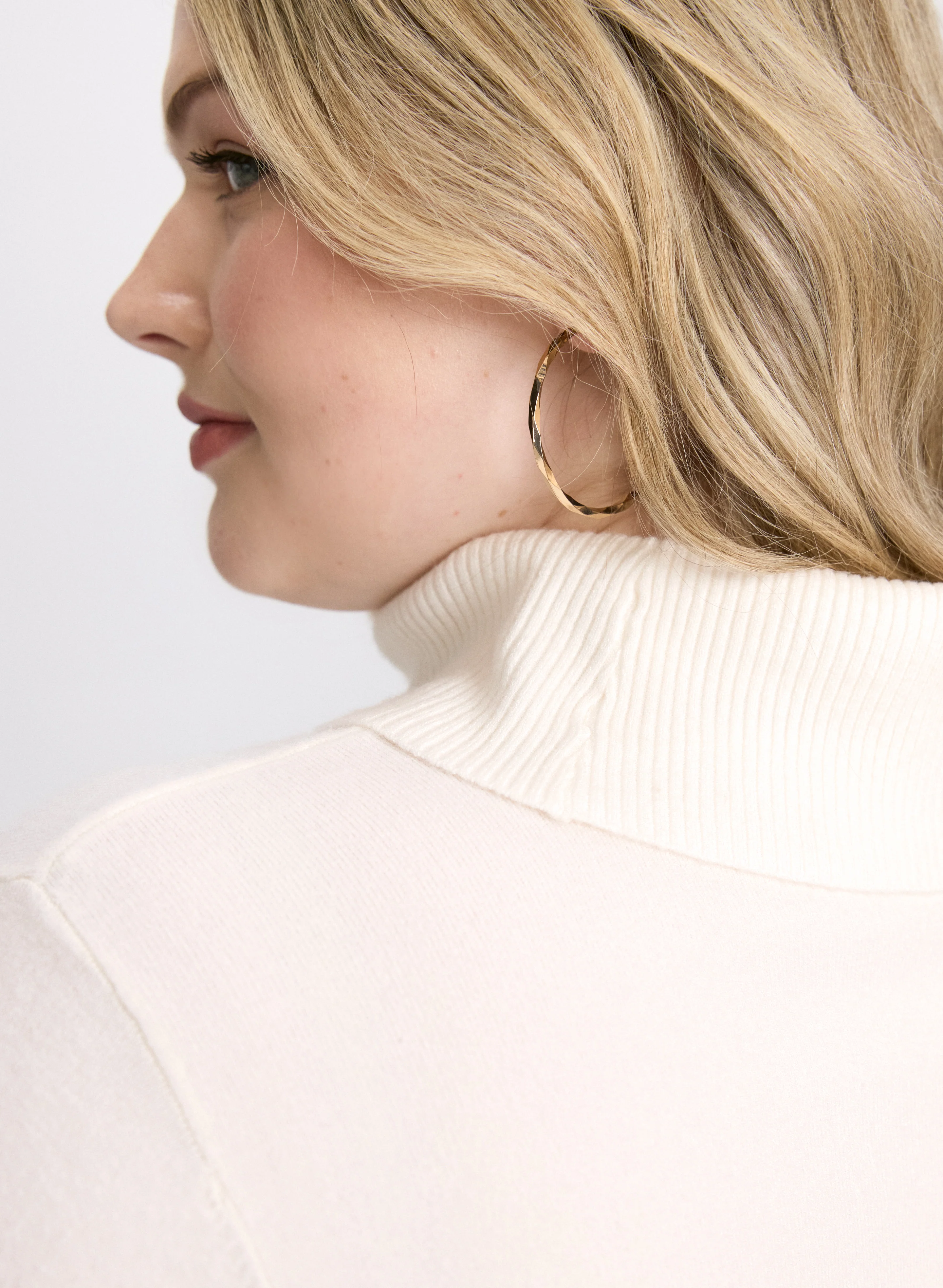 Turtleneck Tunic Sweater - Image 5