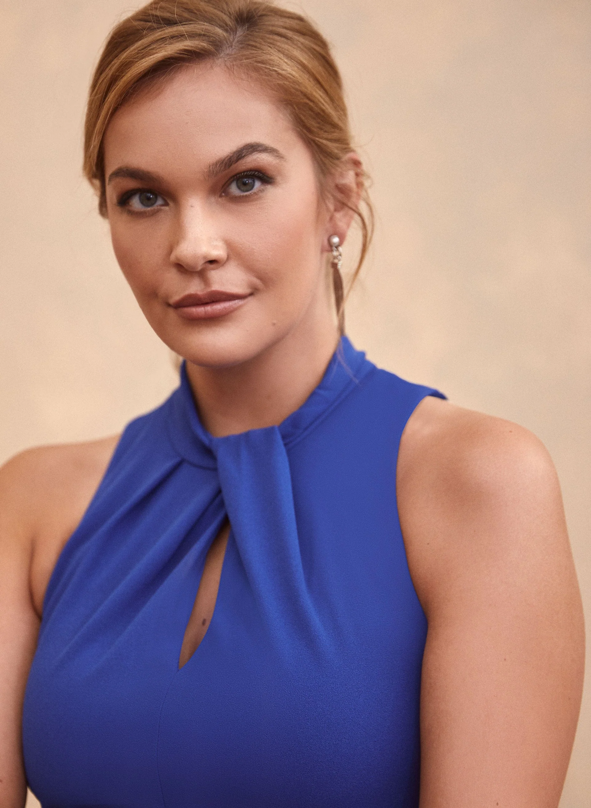 Twisted Halter Neck Dress - Image 3