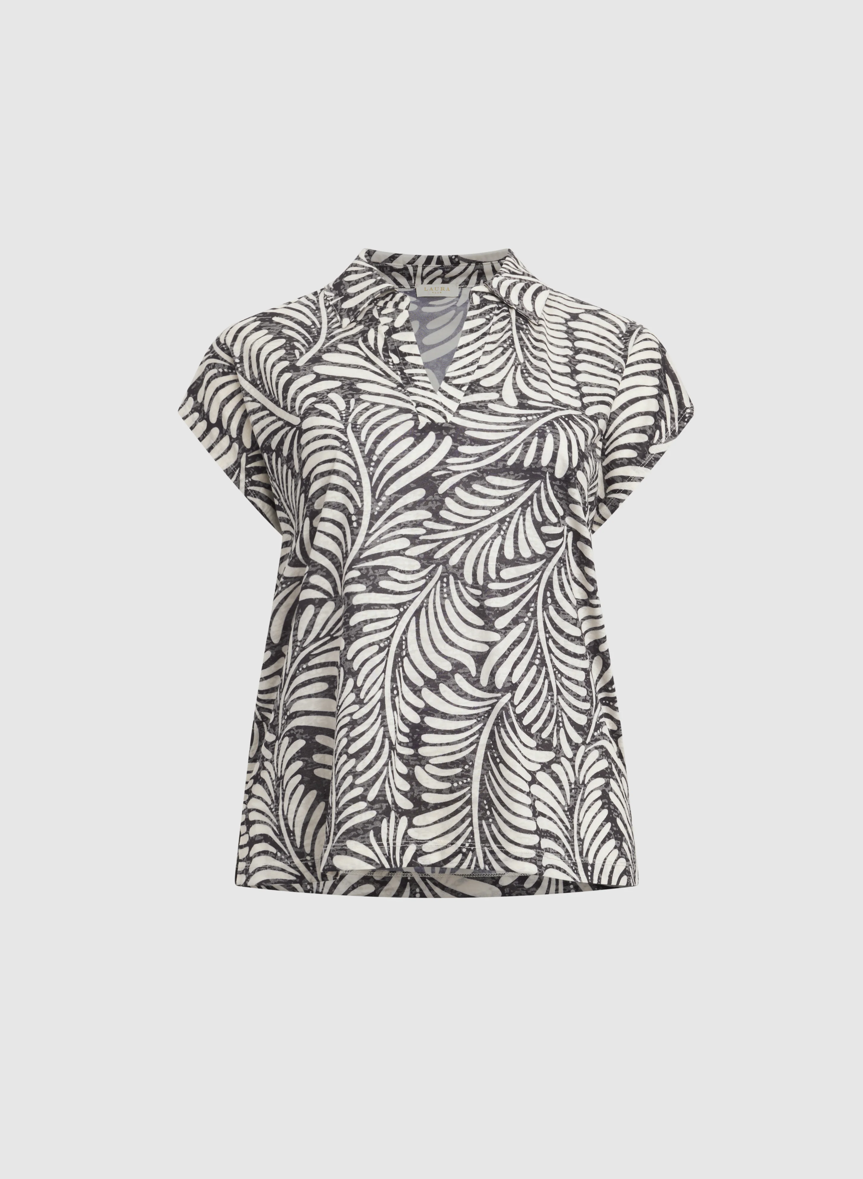Leaf Print T-Shirt - Image 6