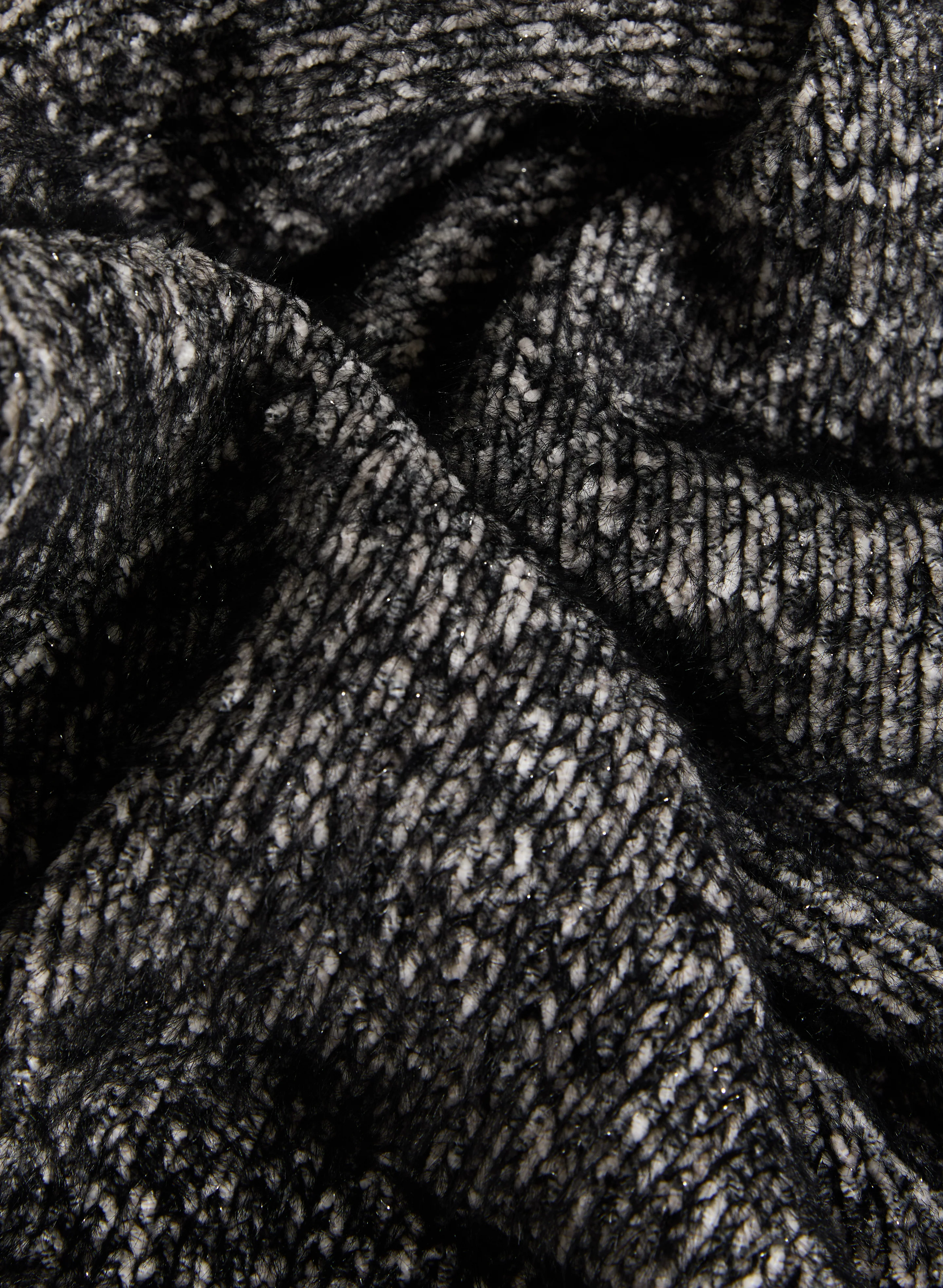 Two-Tone Scarf - Image 2