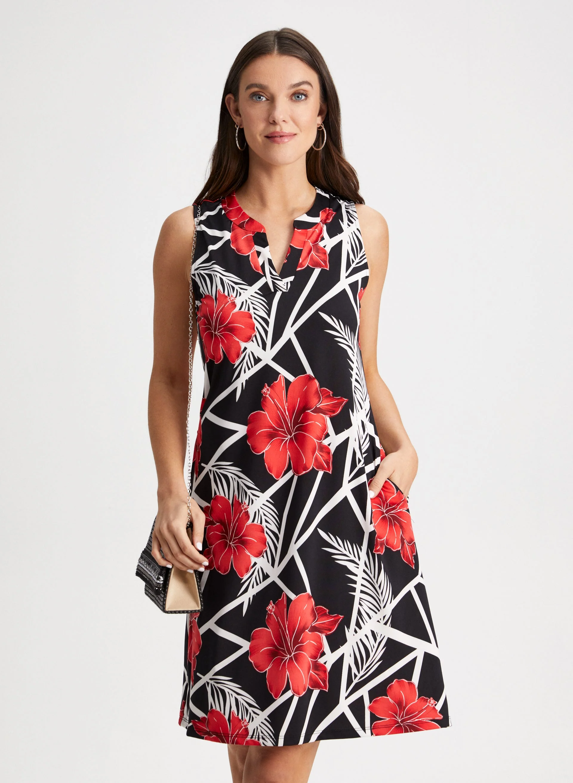 V-Neck Floral Print Dress - Image 5