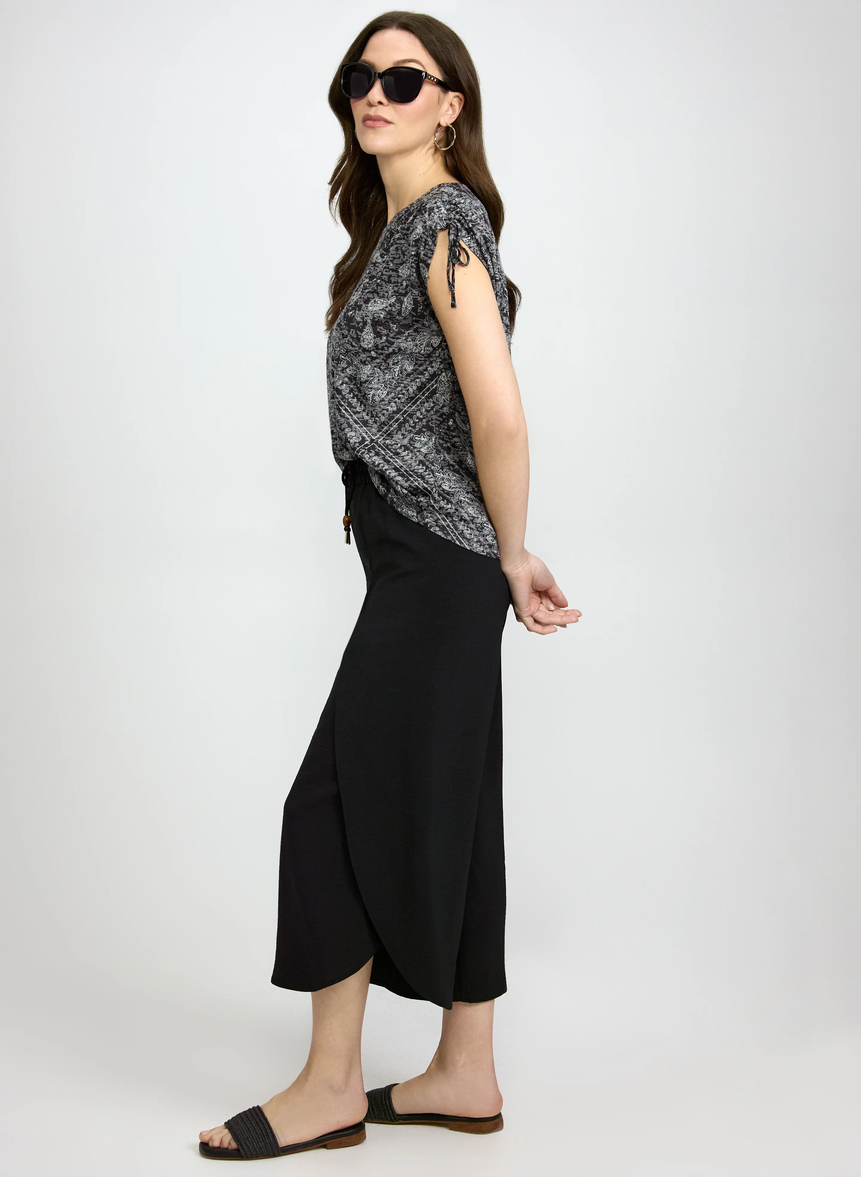 Wide-Leg Pull-On Capris - Image 5