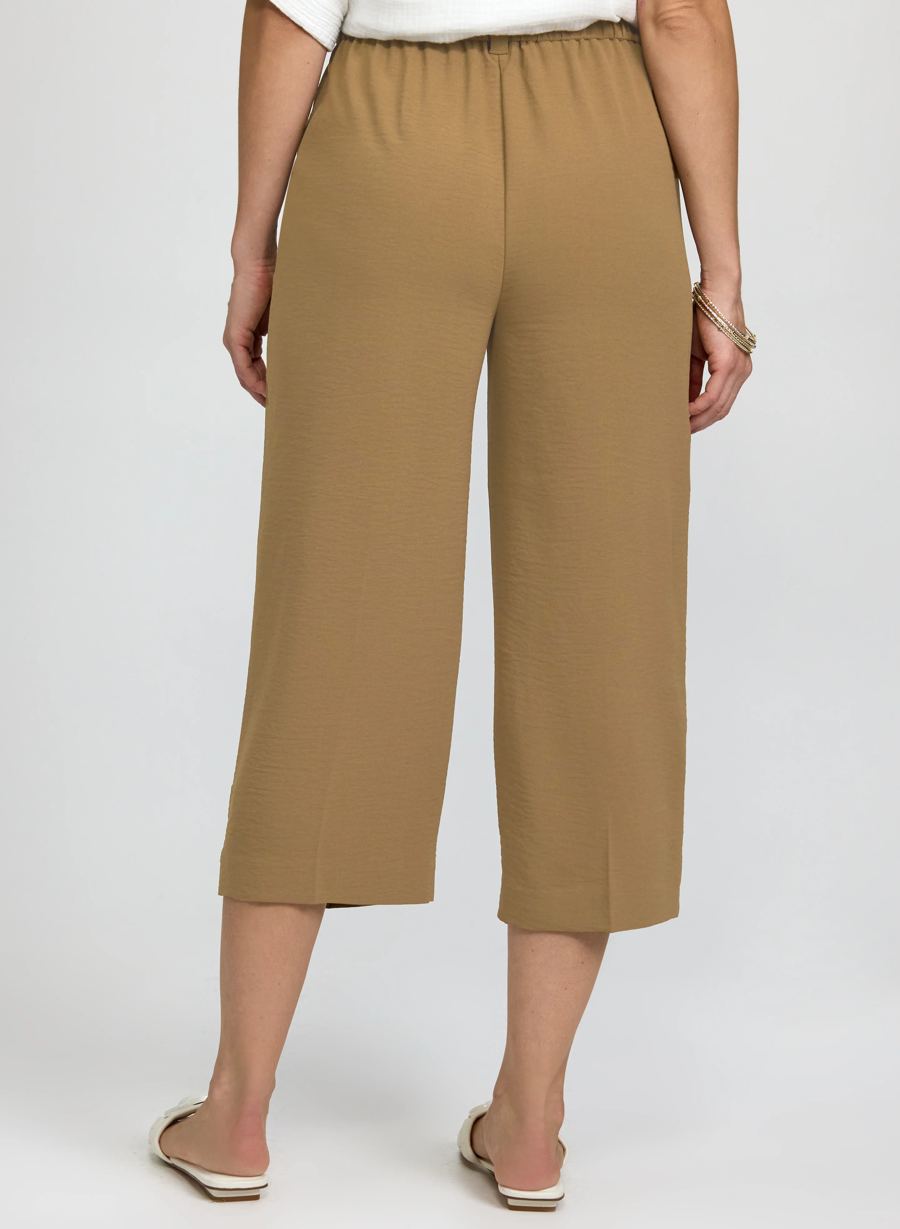 Wide-Leg Capris - Image 4