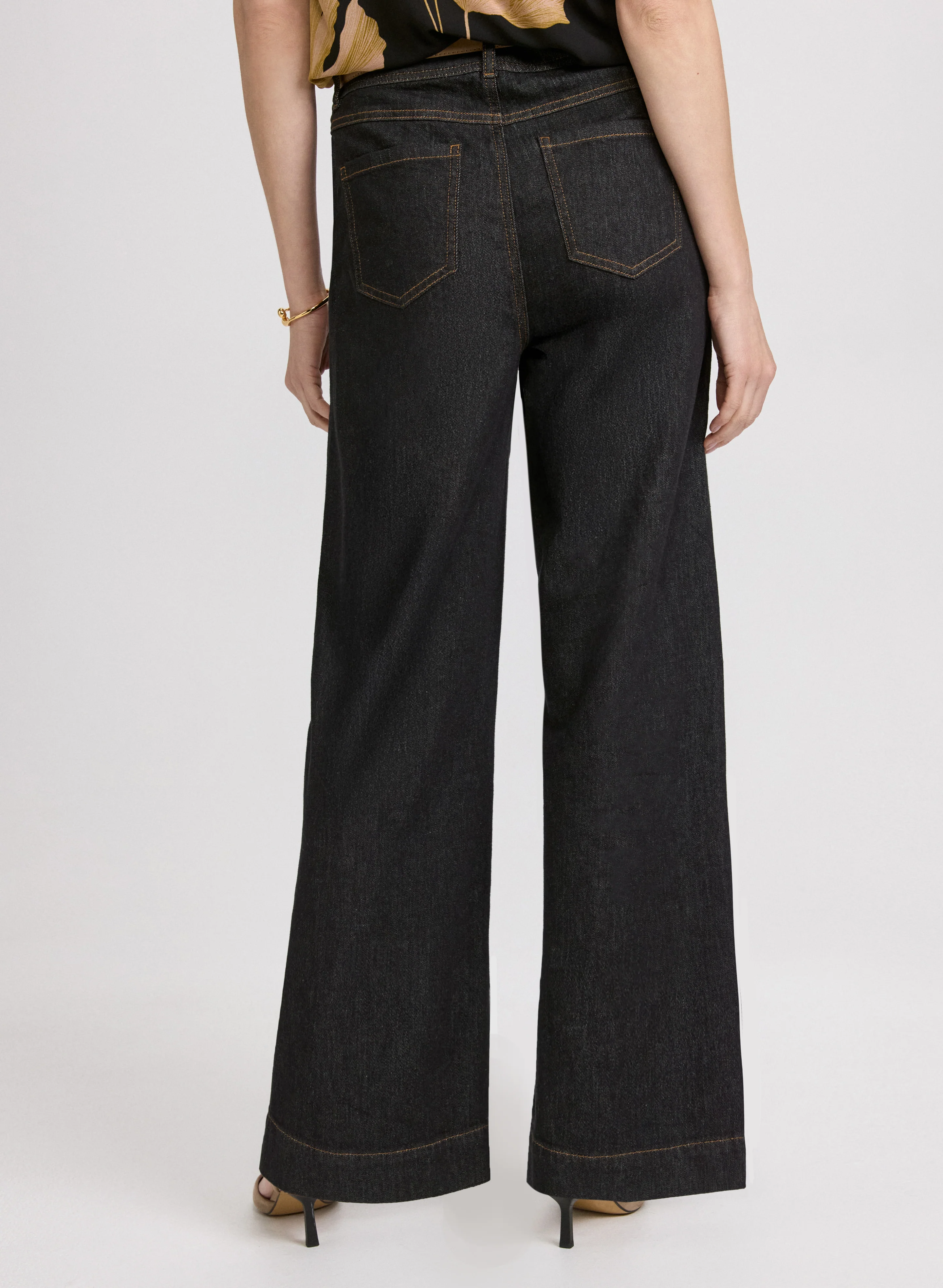 Wide-Leg Jeans - Image 2